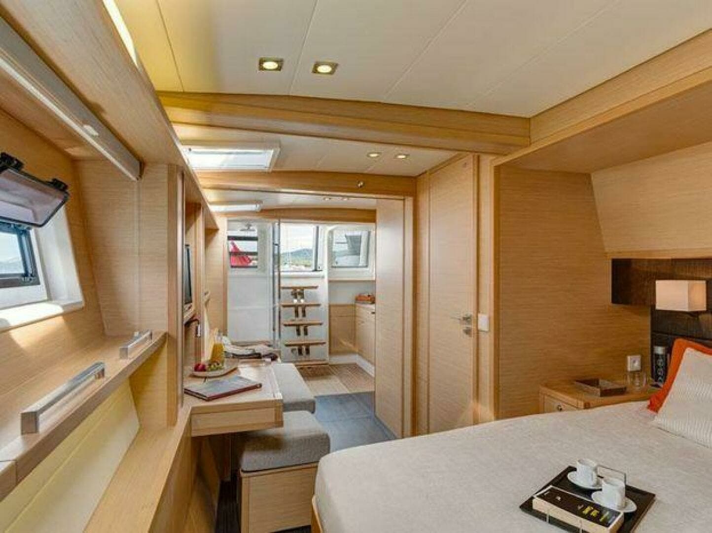 2015 Lagoon 620 - Image 13