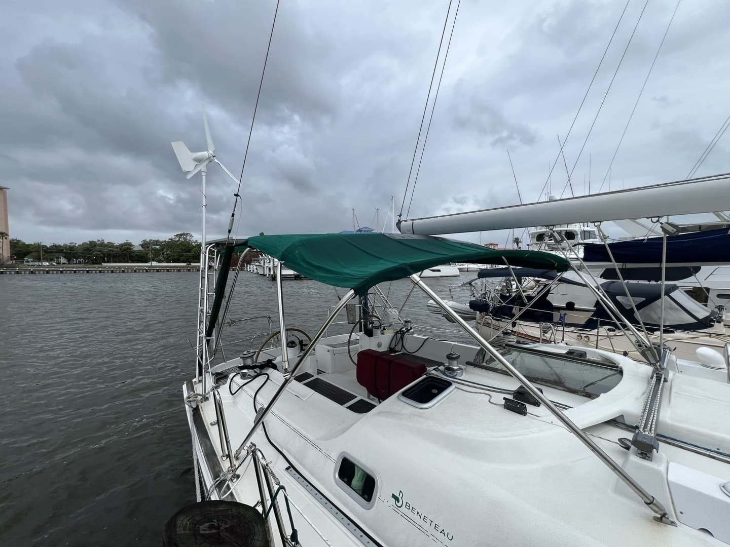 2001 Beneteau Oceanis 473 - Image 5