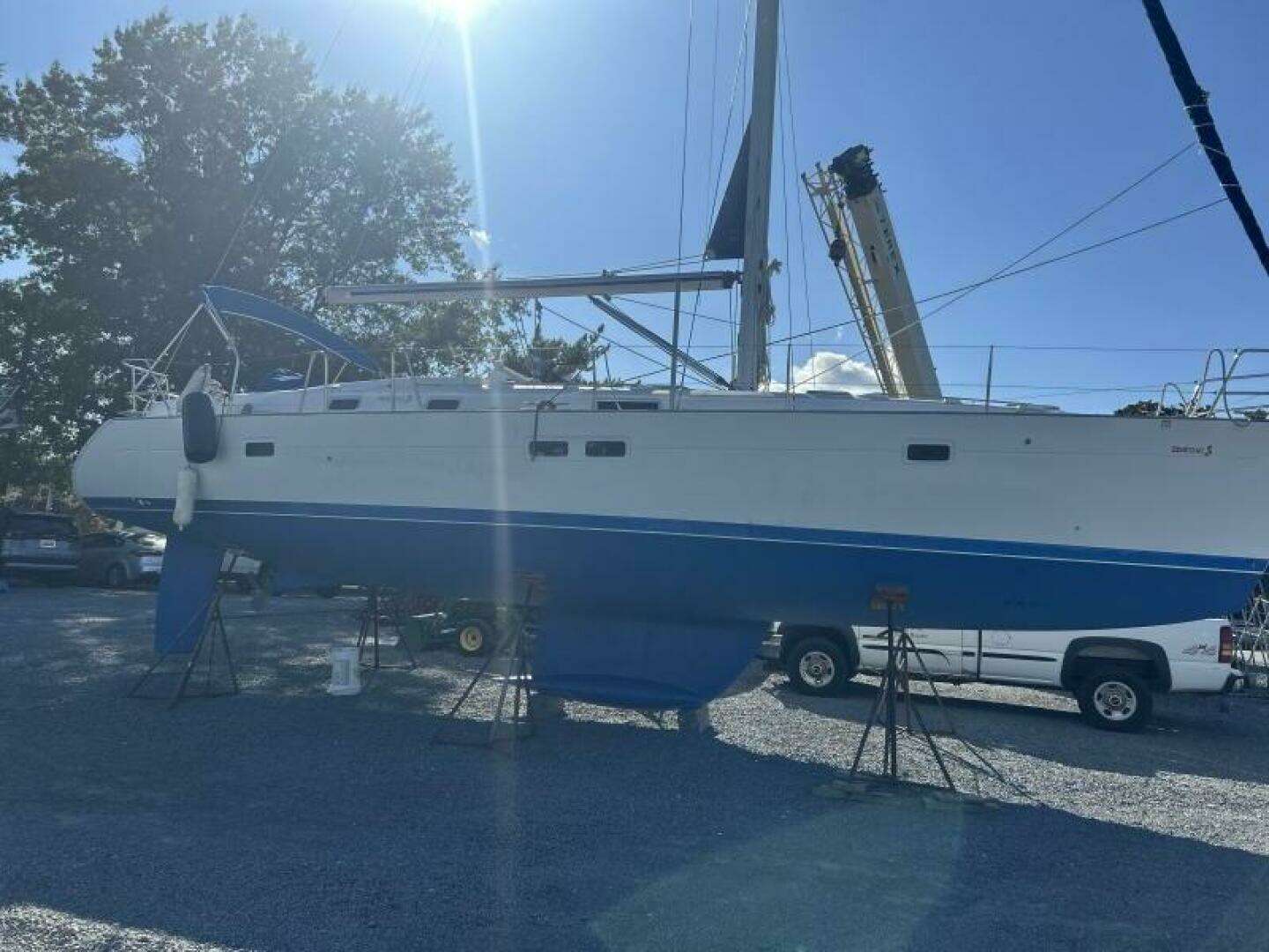 2001 Beneteau 411 - Image 42