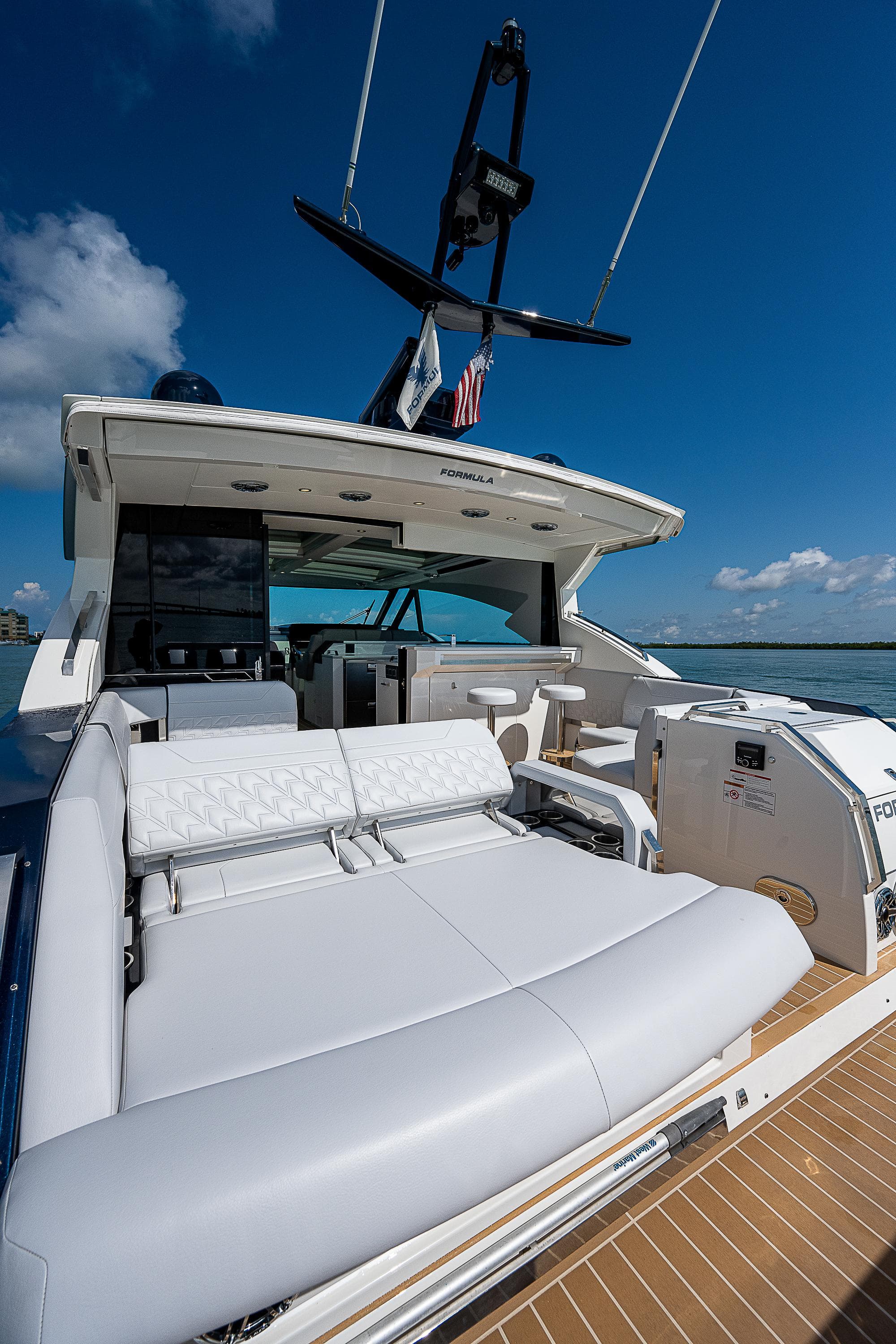 2022 Formula 500 Super Sport Crossover luxury yacht with spacious deck and modern design.