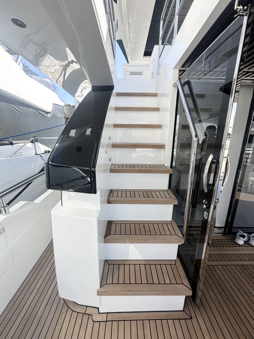 2026 Astondoa 66 Flybridge - Image 8