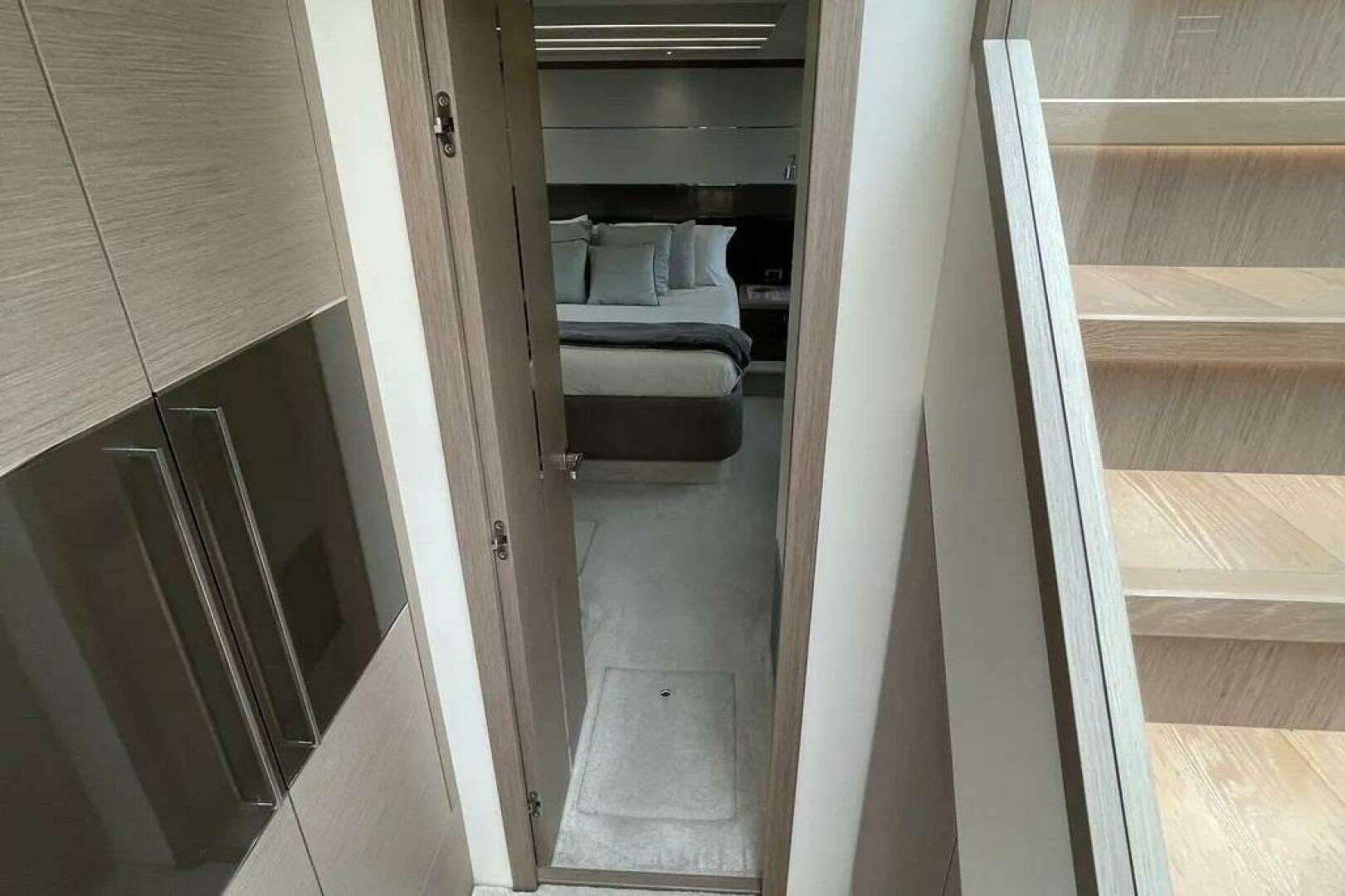 2020 Sunseeker 74 Sport Yacht - Image 40