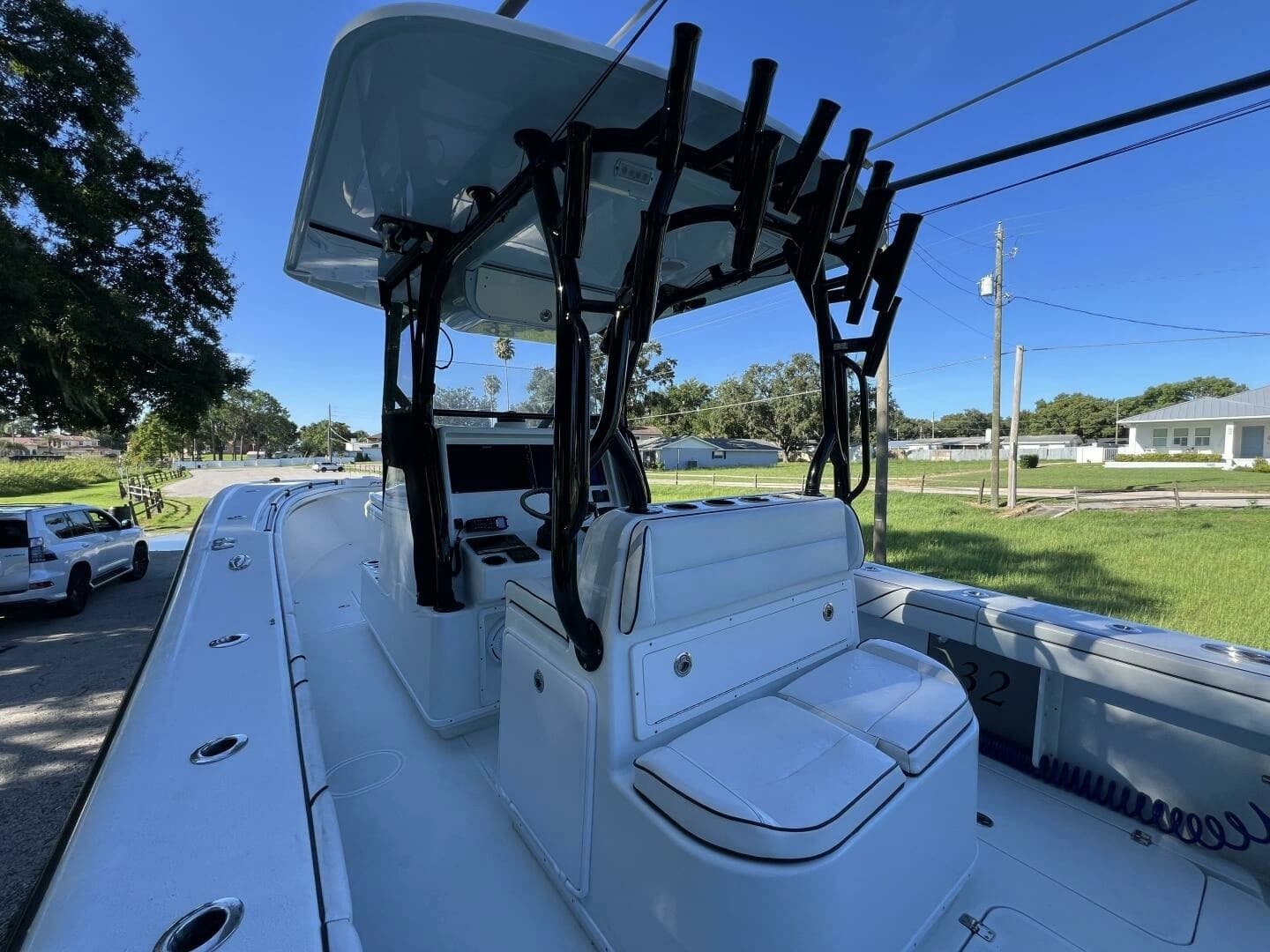 2017 Yellowfin 32 Center Console - Image 4