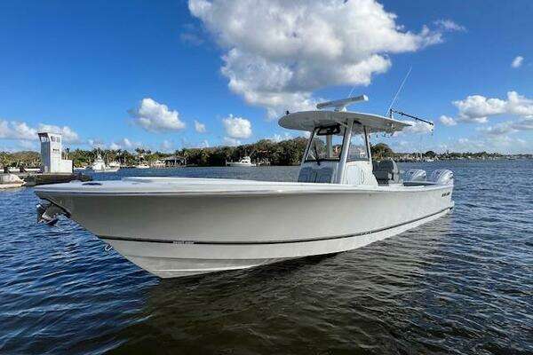 2021 Regulator 34
