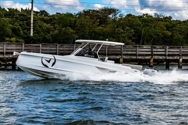 2026 Vision Sterk 31 E - Image 1