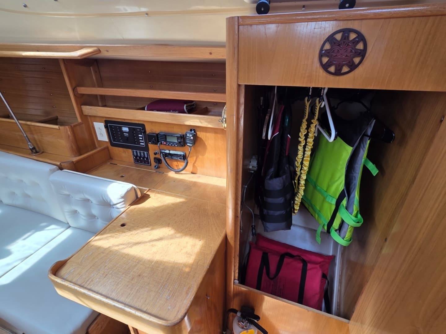 1988 Beneteau 350 - Image 17