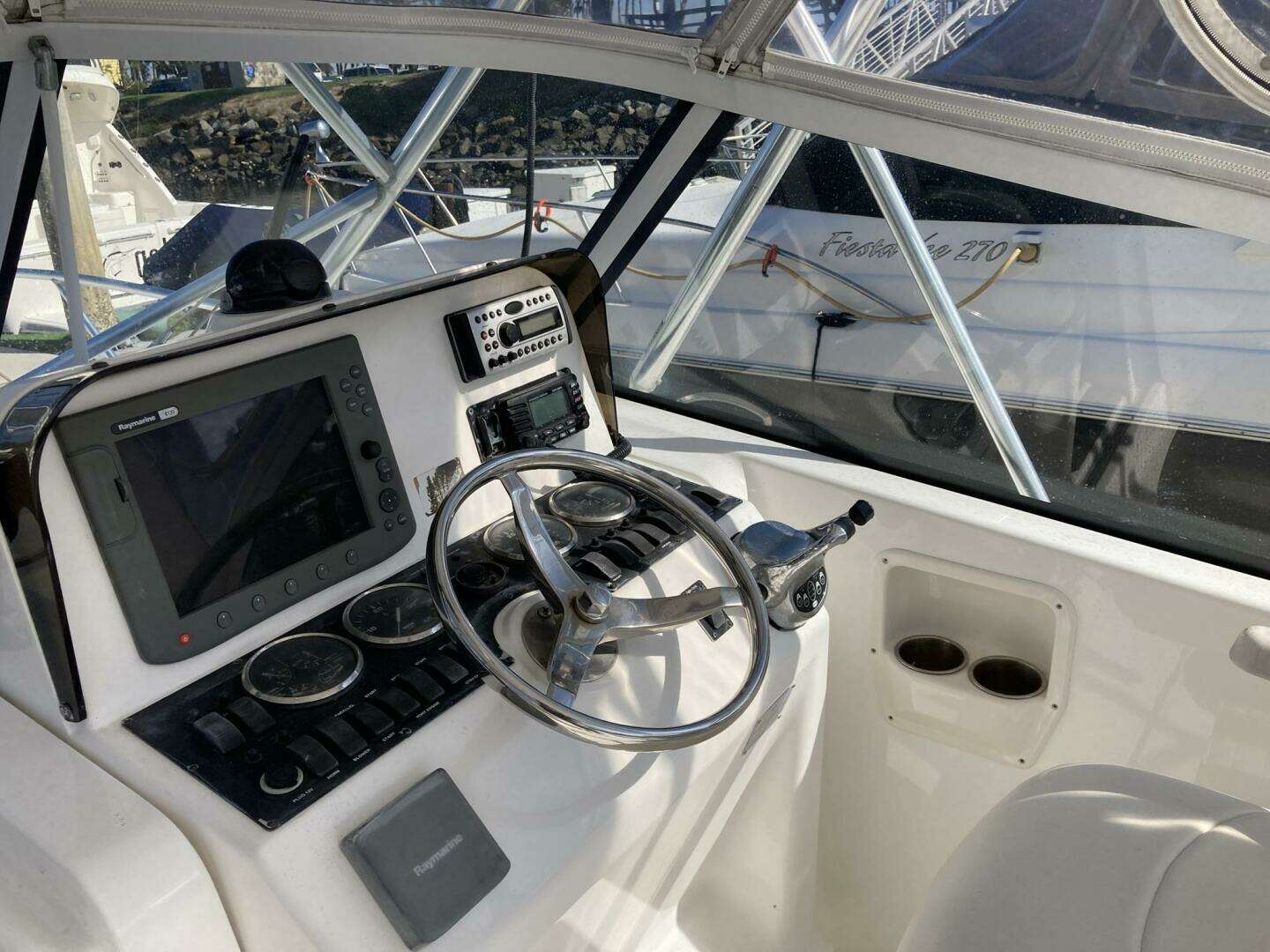 2006 Luhrs 280 Express Open - Image 13