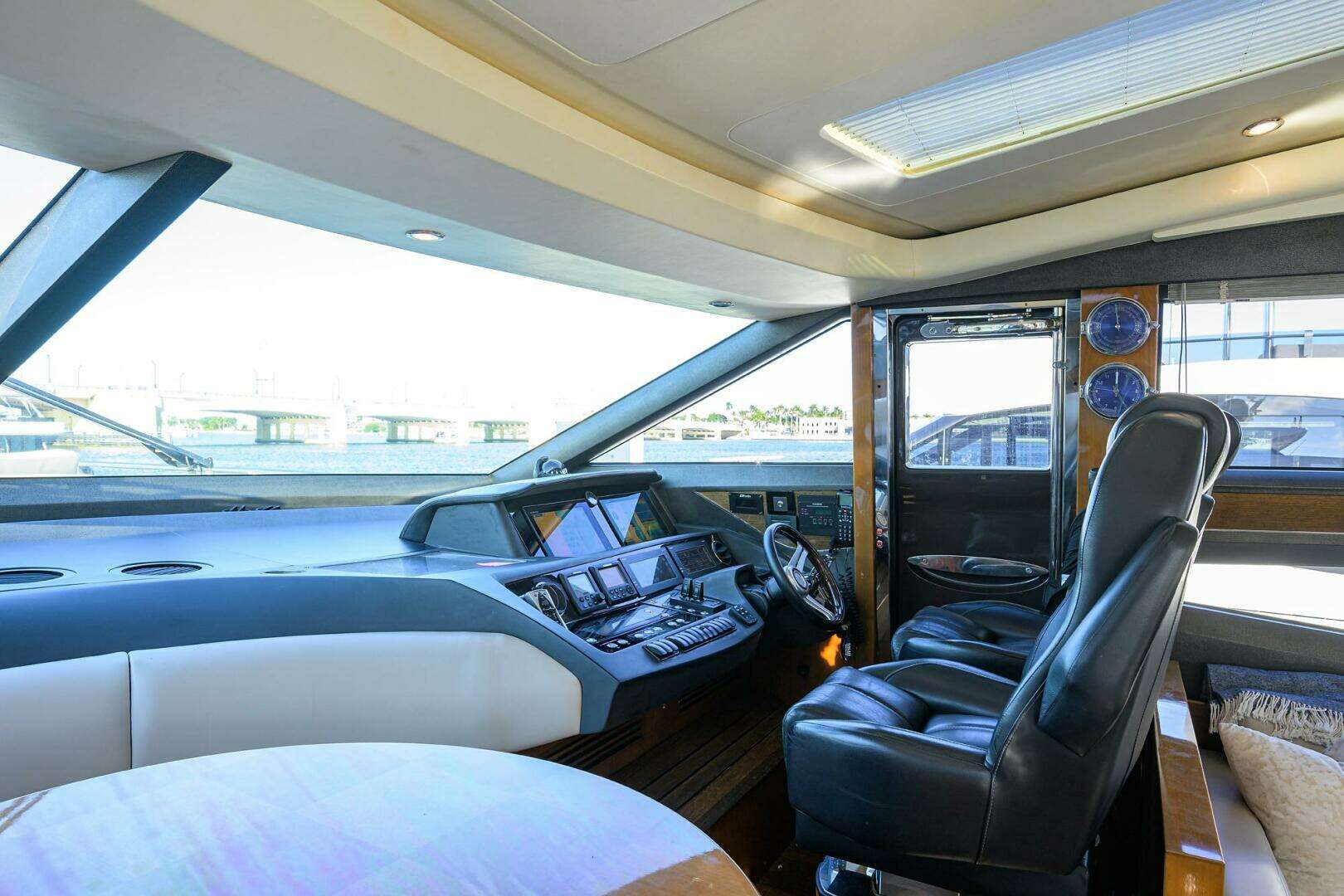 2013 Princess V72 Express Yacht - Image 16