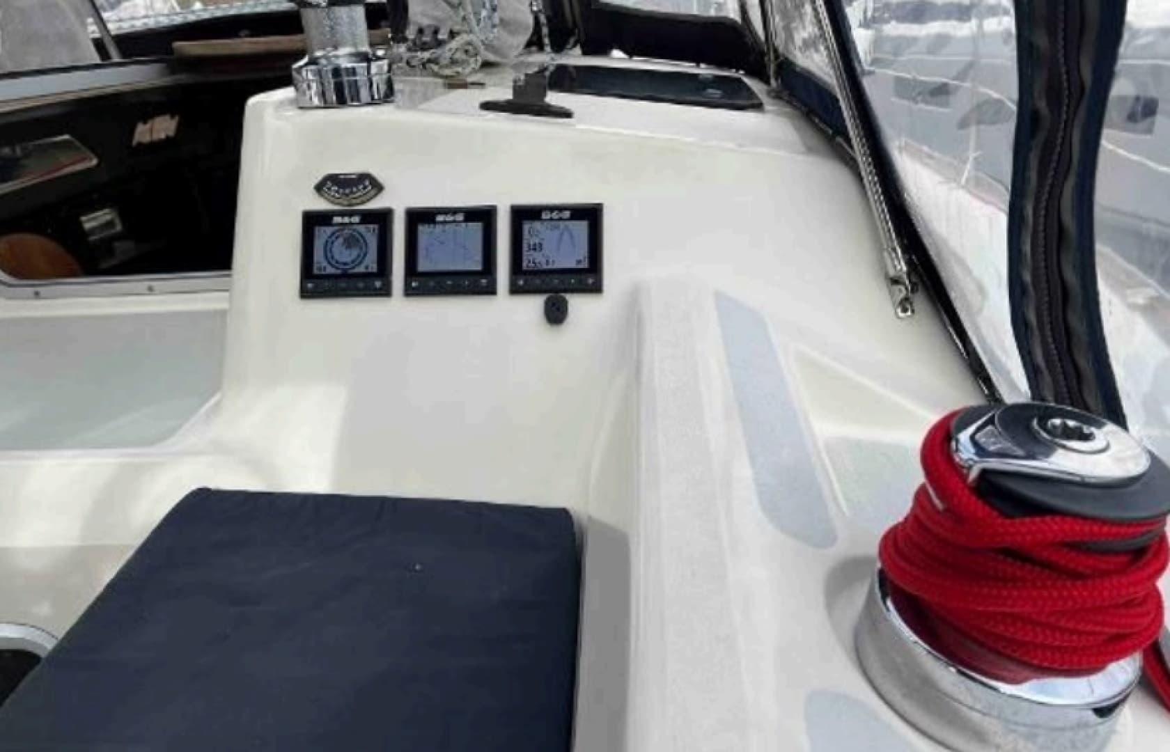 1990 Hunter 37.5 - Image 15