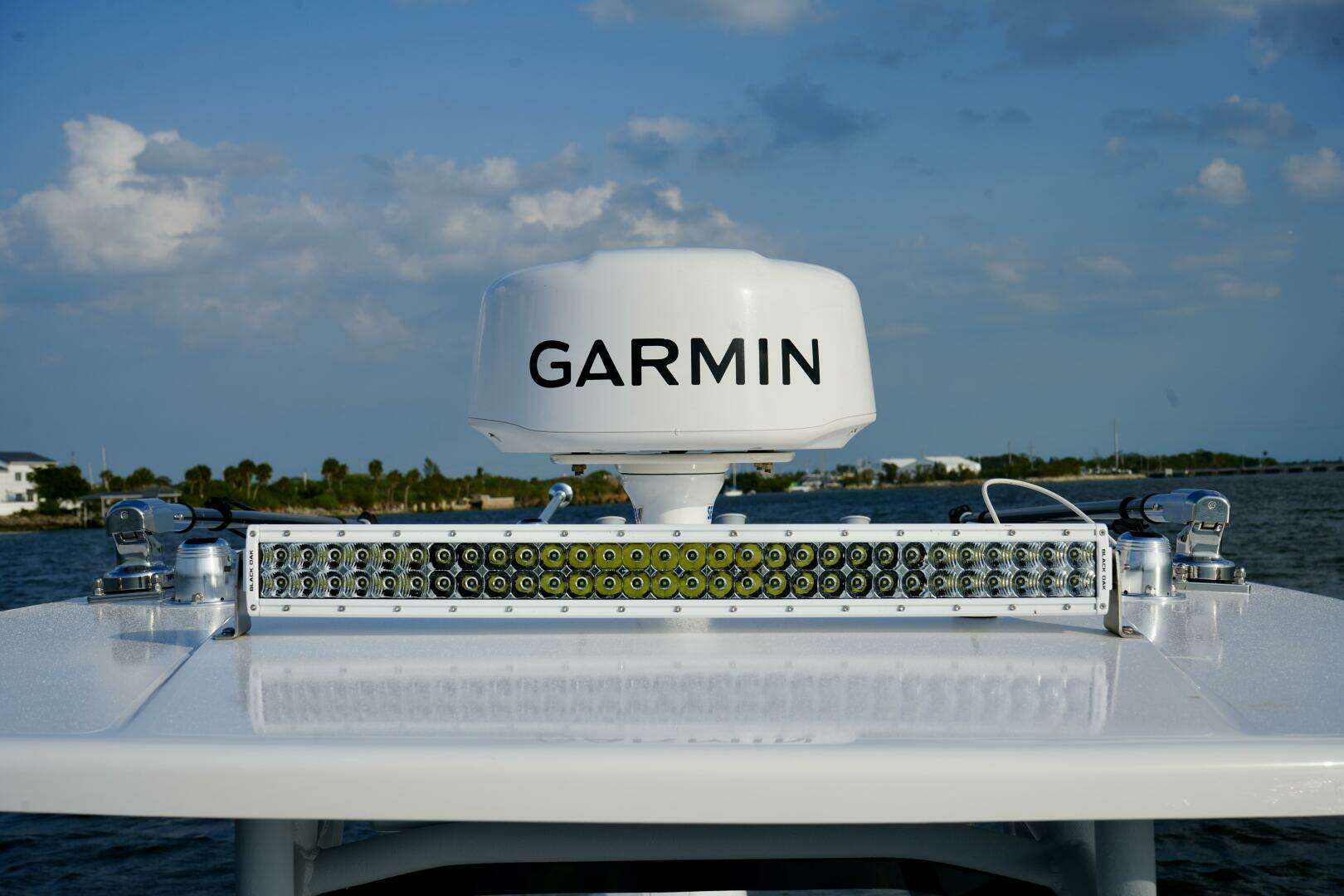 2024 Reef Runner Center Console - Image 19