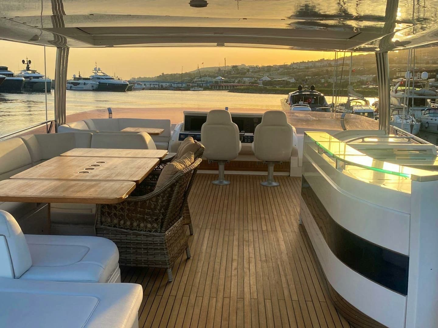 2011 Princess Yachts — - Image 15