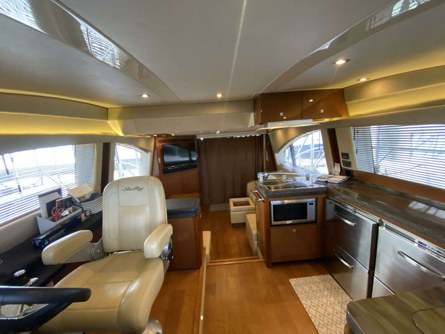 2016 Sea Ray 510 FLY - Image 37