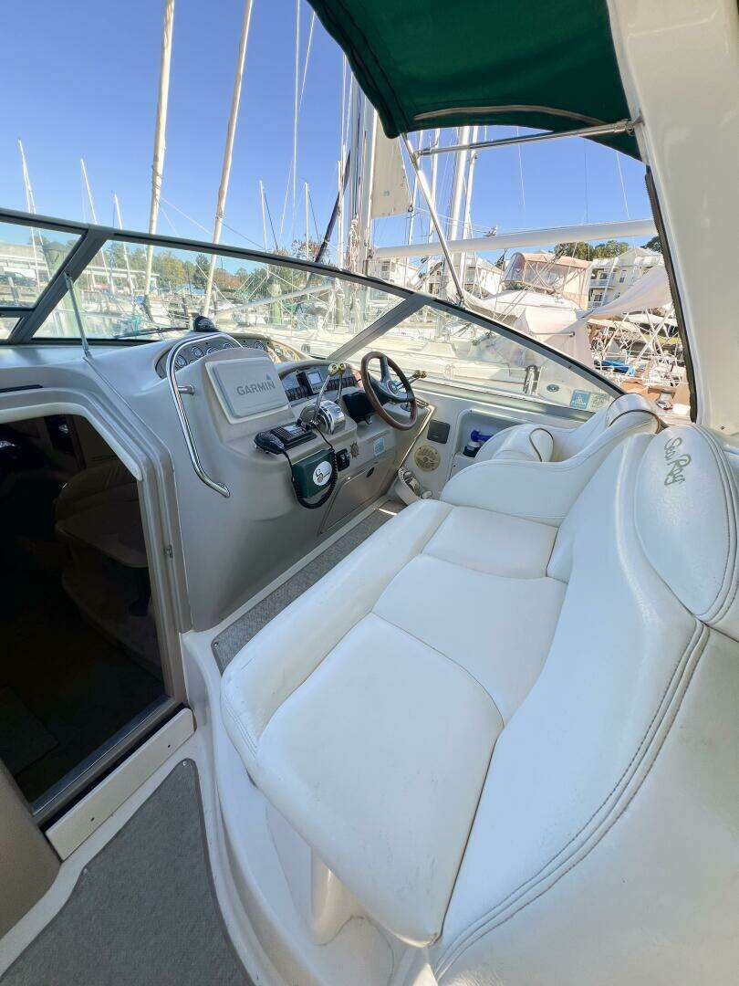2000 Sea Ray 340 Sundancer - Image 8