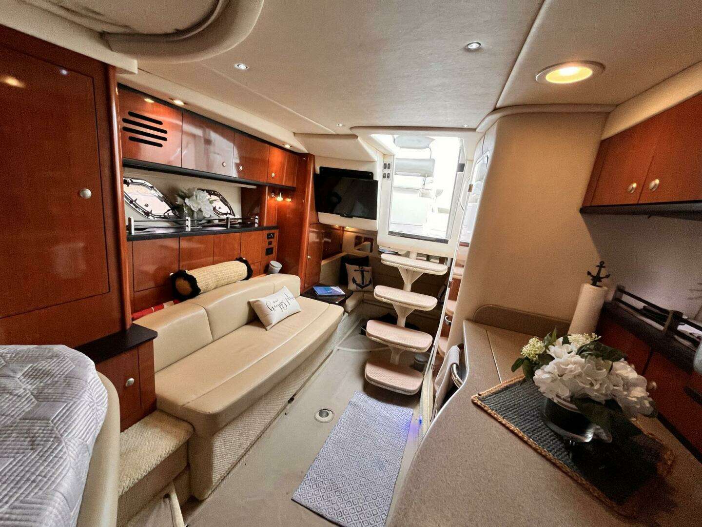 2007 Sea Ray 310 Sundancer - Image 34