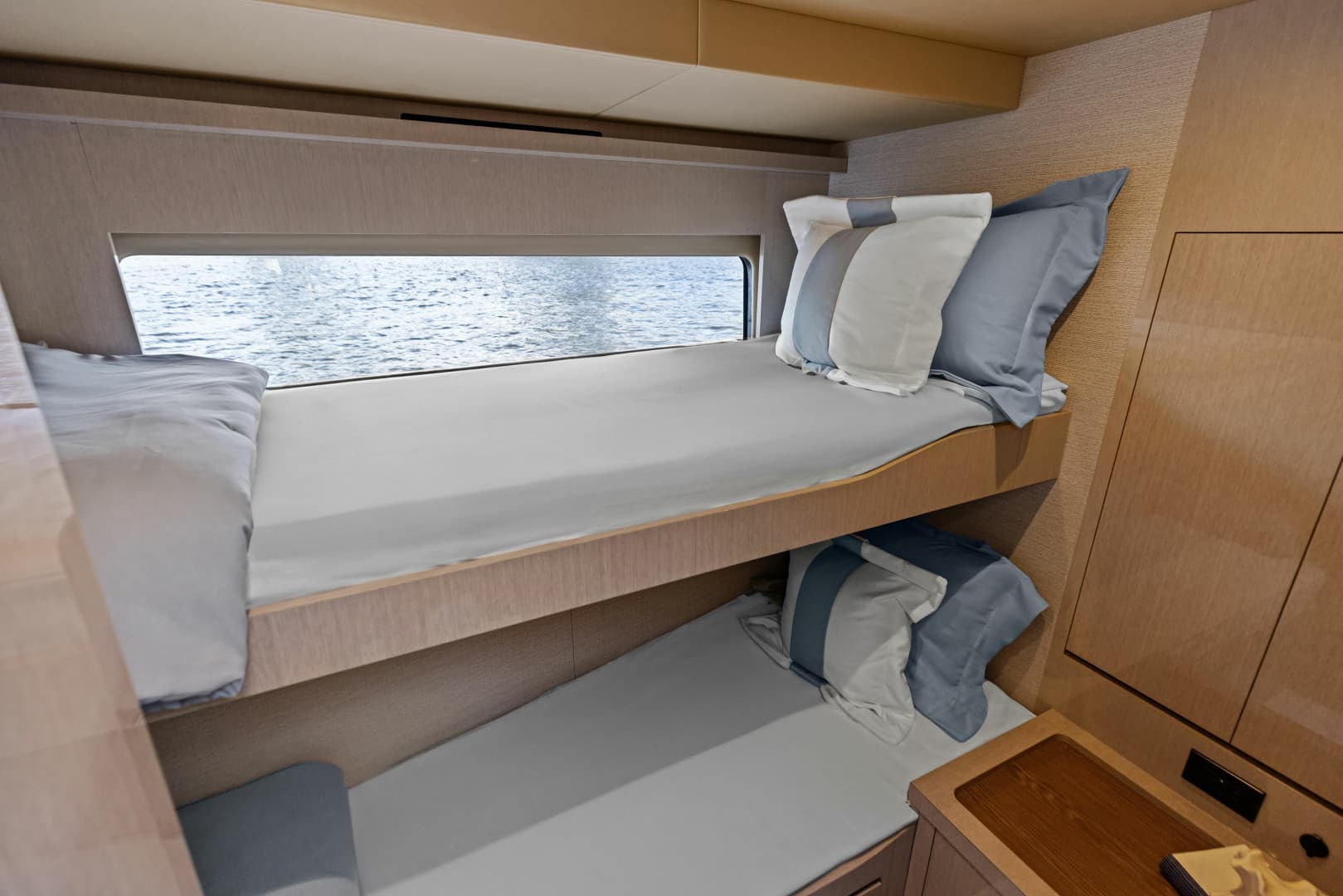 2026 Cruisers Yachts 50 FLY - Image 46
