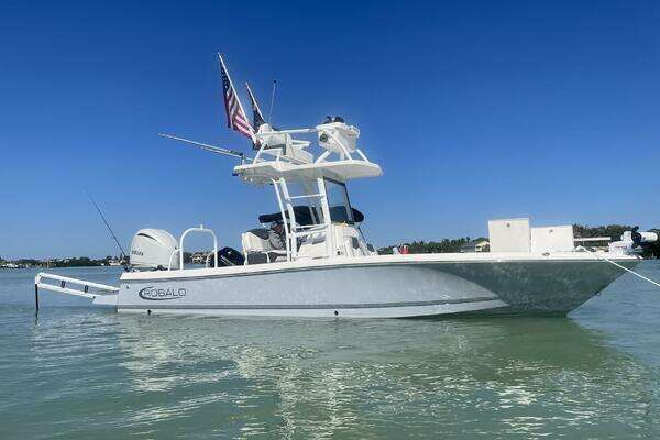 2022 Robalo Cayman 246 SD - Image 1