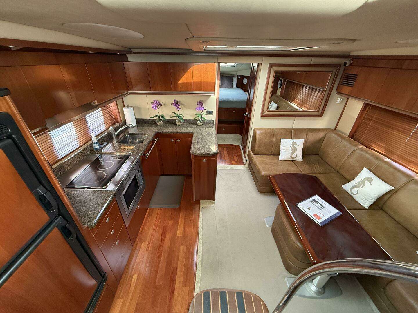 2006 Sea Ray 48 Sundancer - Image 46