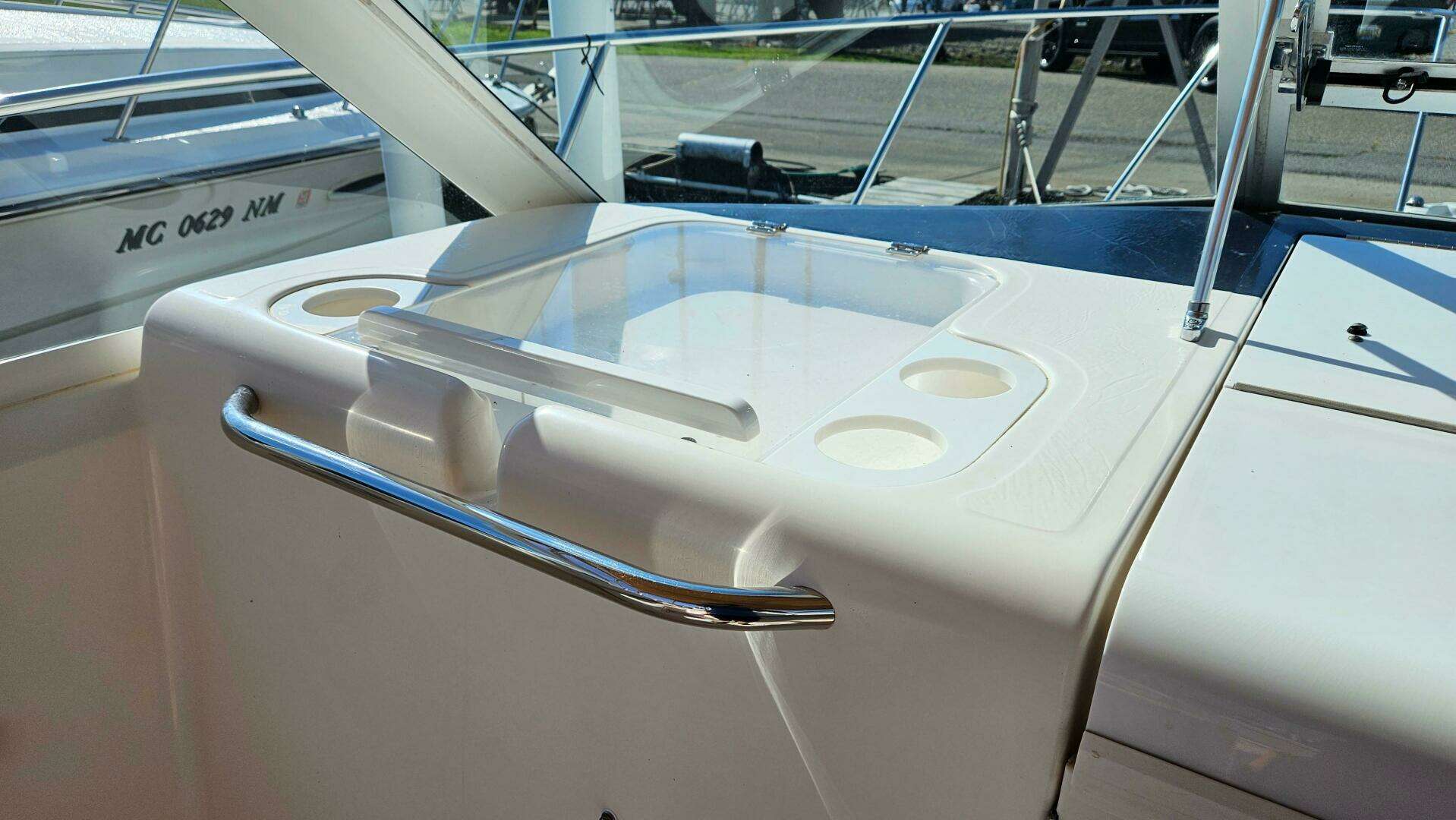 2006 Tiara Yachts 2900 Coronet - Image 13