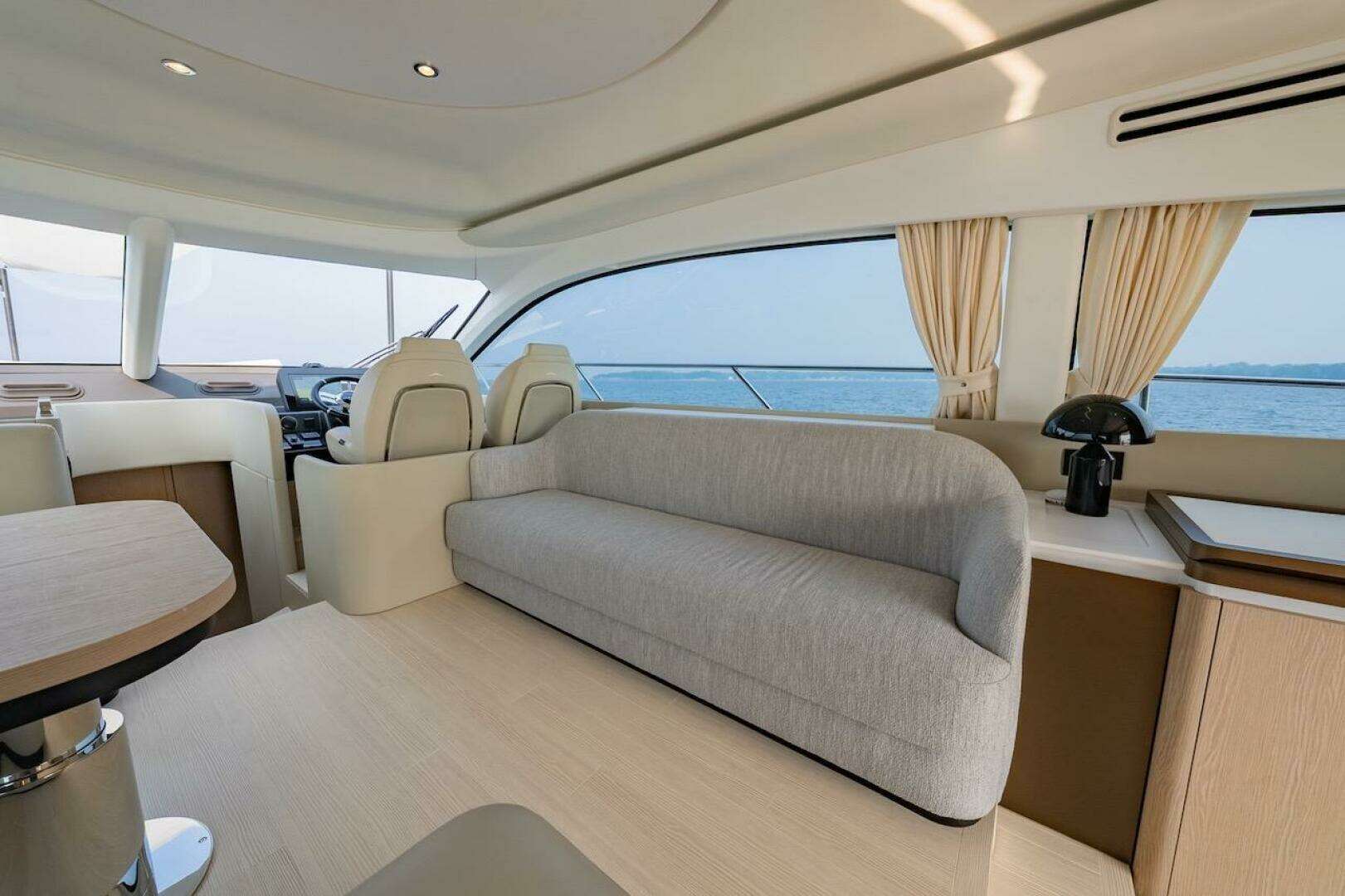 2023 Azimut Fly 53 - Image 28