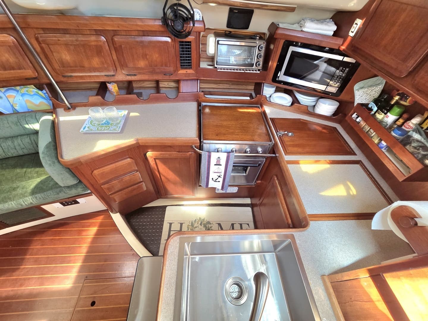 1991 Hunter Passage 42 - Image 10
