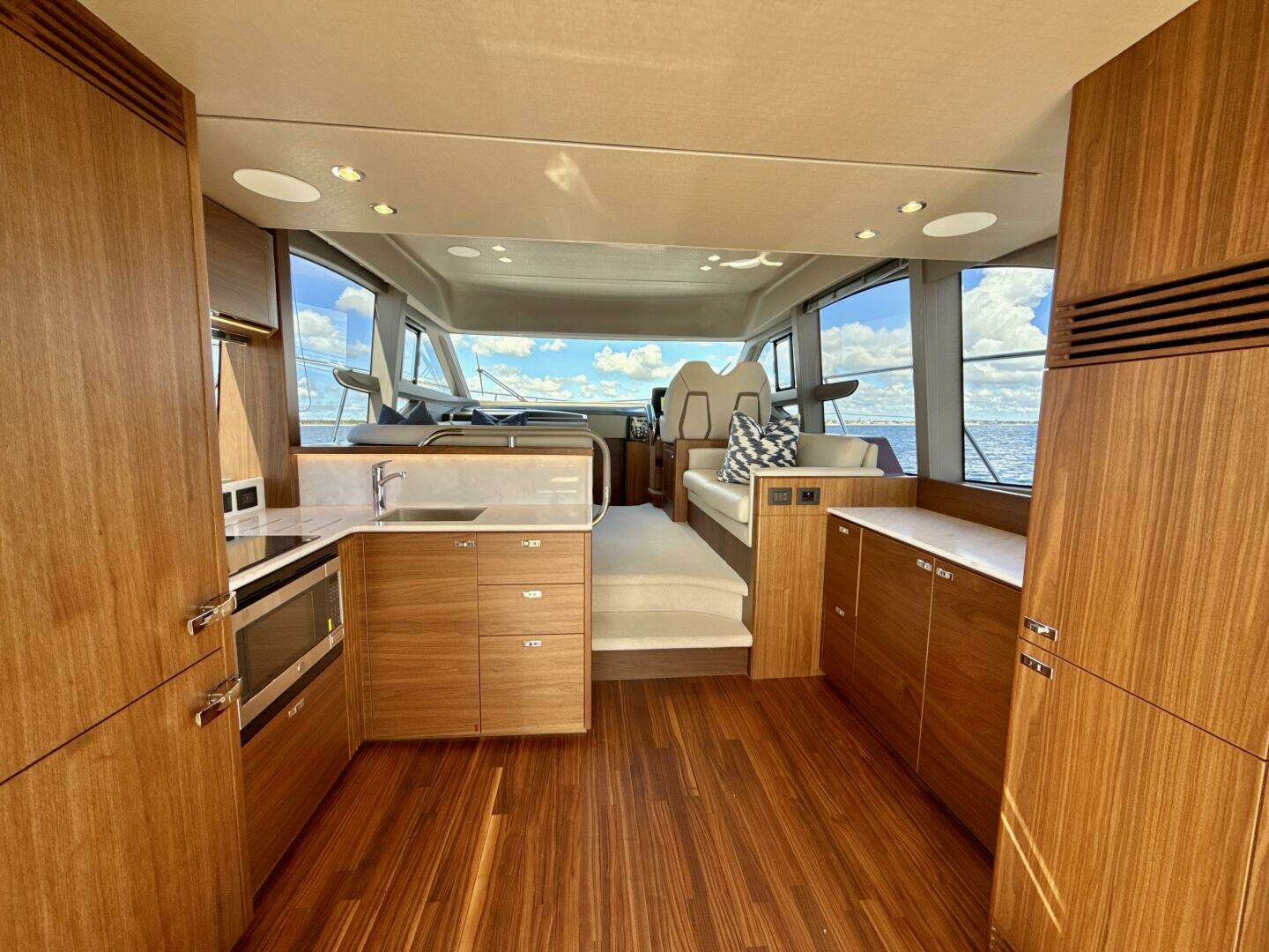 2026 Princess F50 - Image 12