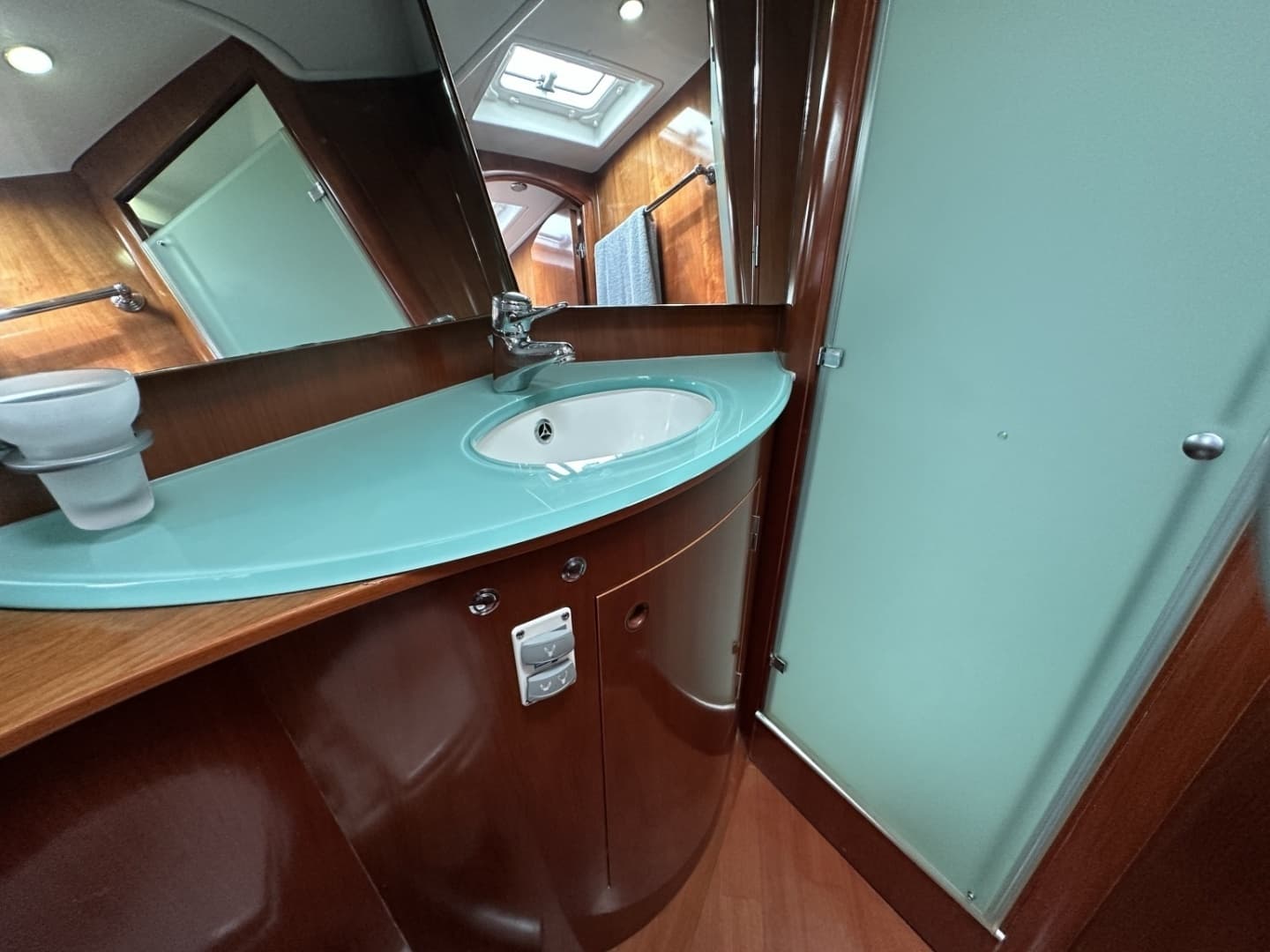 2003 Beneteau 57 - Image 11