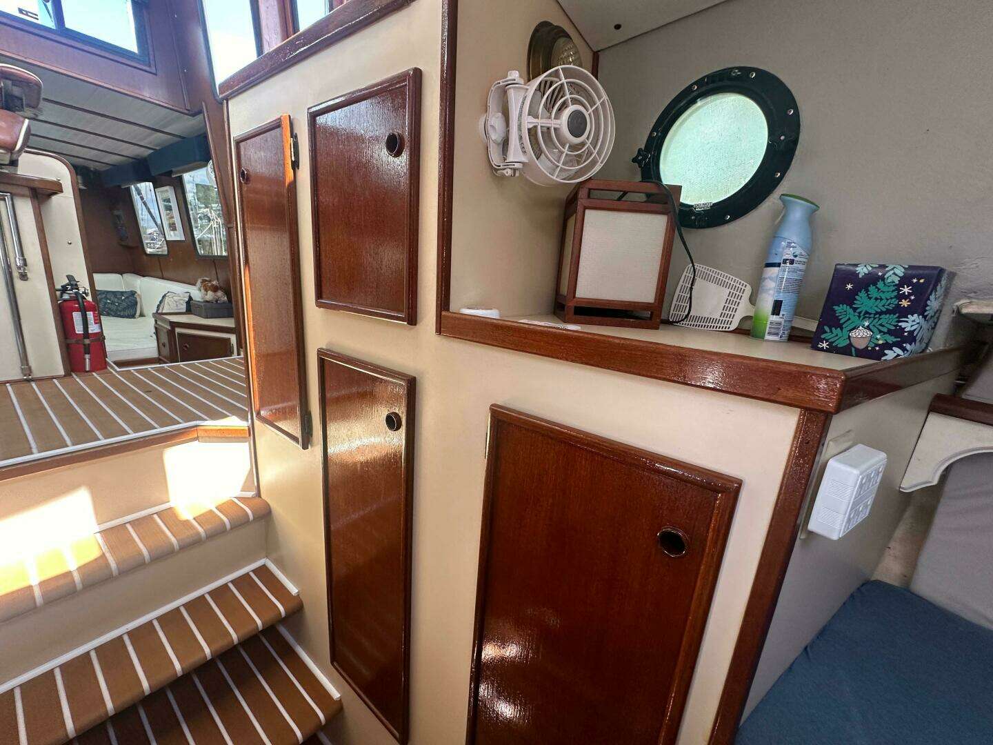 1985 Nordic Tugs 32 - Image 24