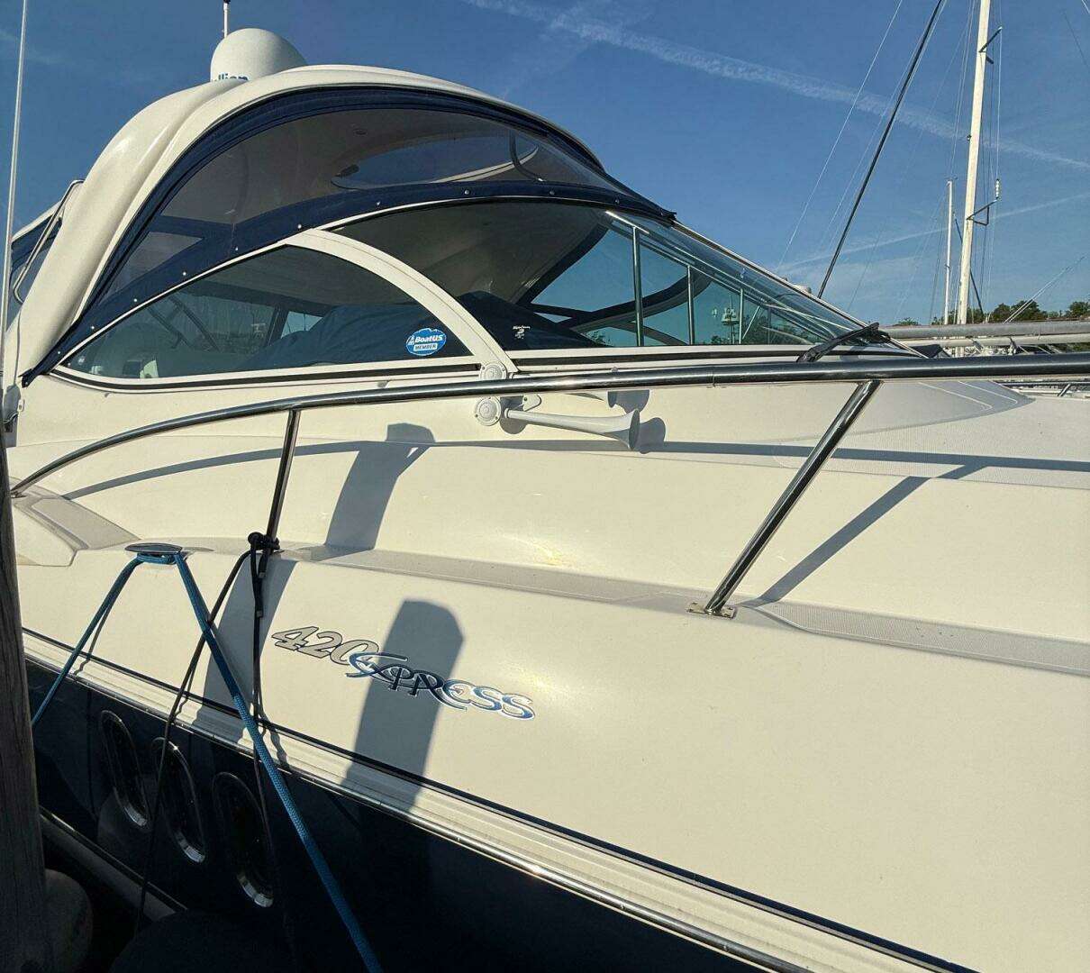 2006 Cruisers Yachts 420 Express - Image 31