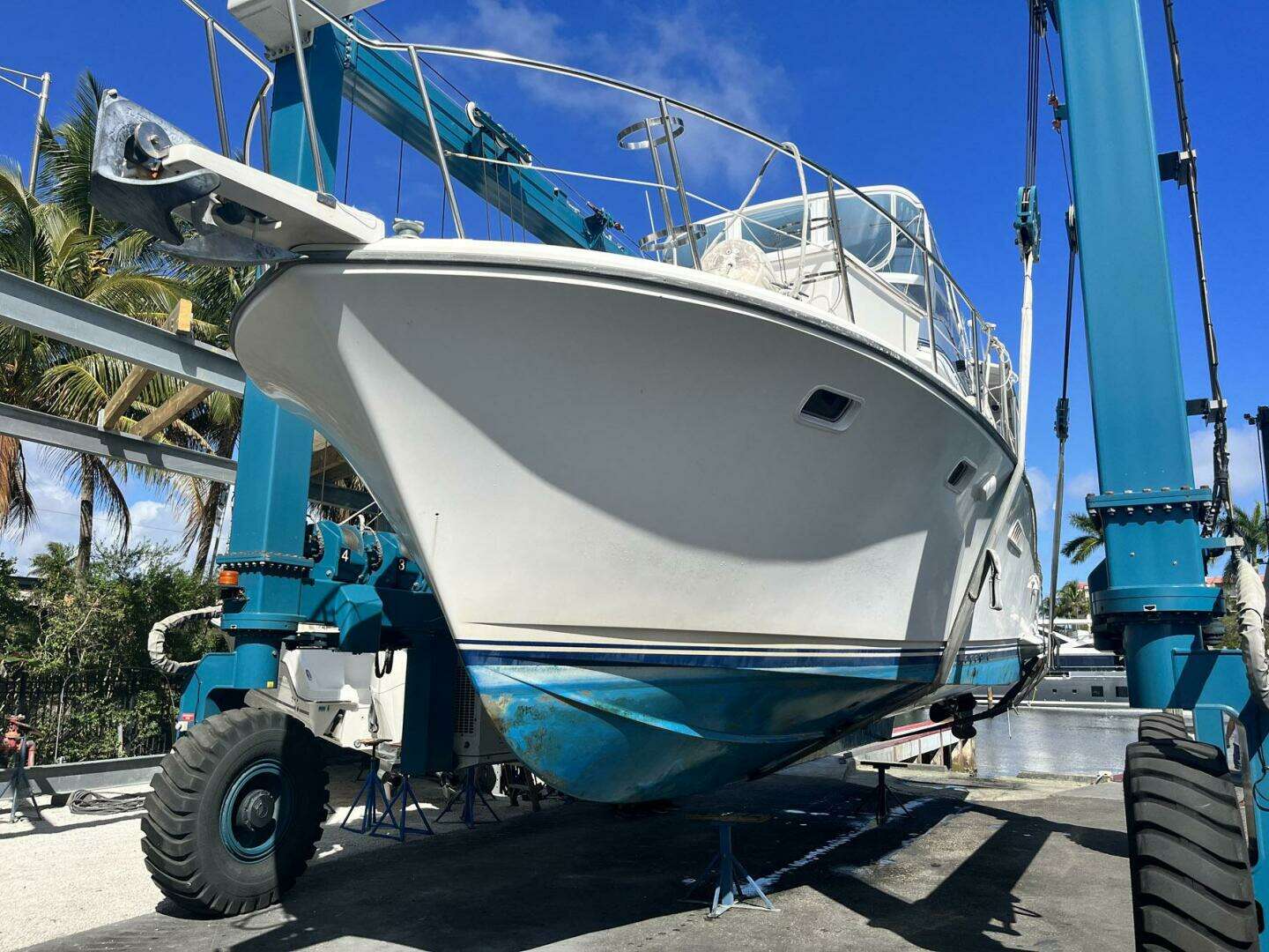 1987 Symbol 44 Sun Deck MK II - Image 7