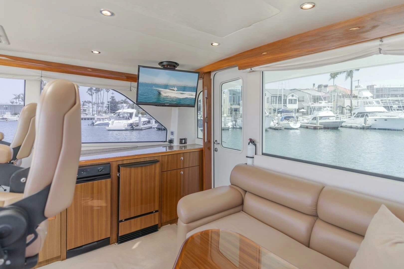 2008 Viking 52 Sport Coupe - Image 8