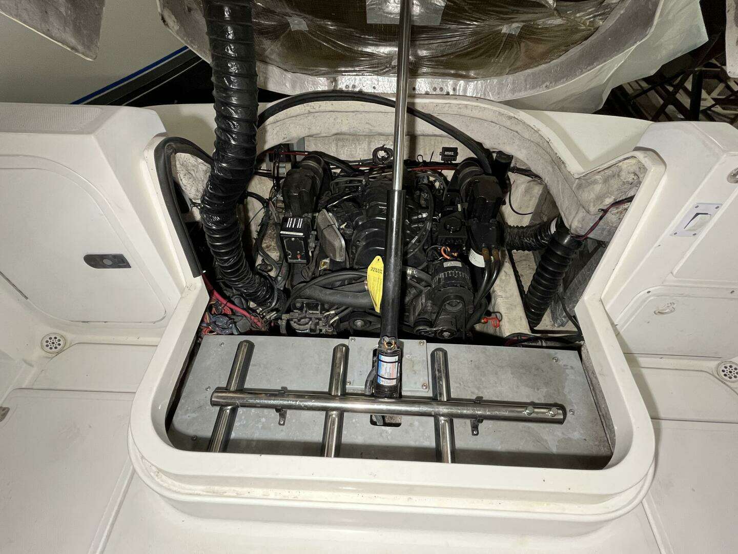 2001 Wellcraft 270 Coastal - Image 64