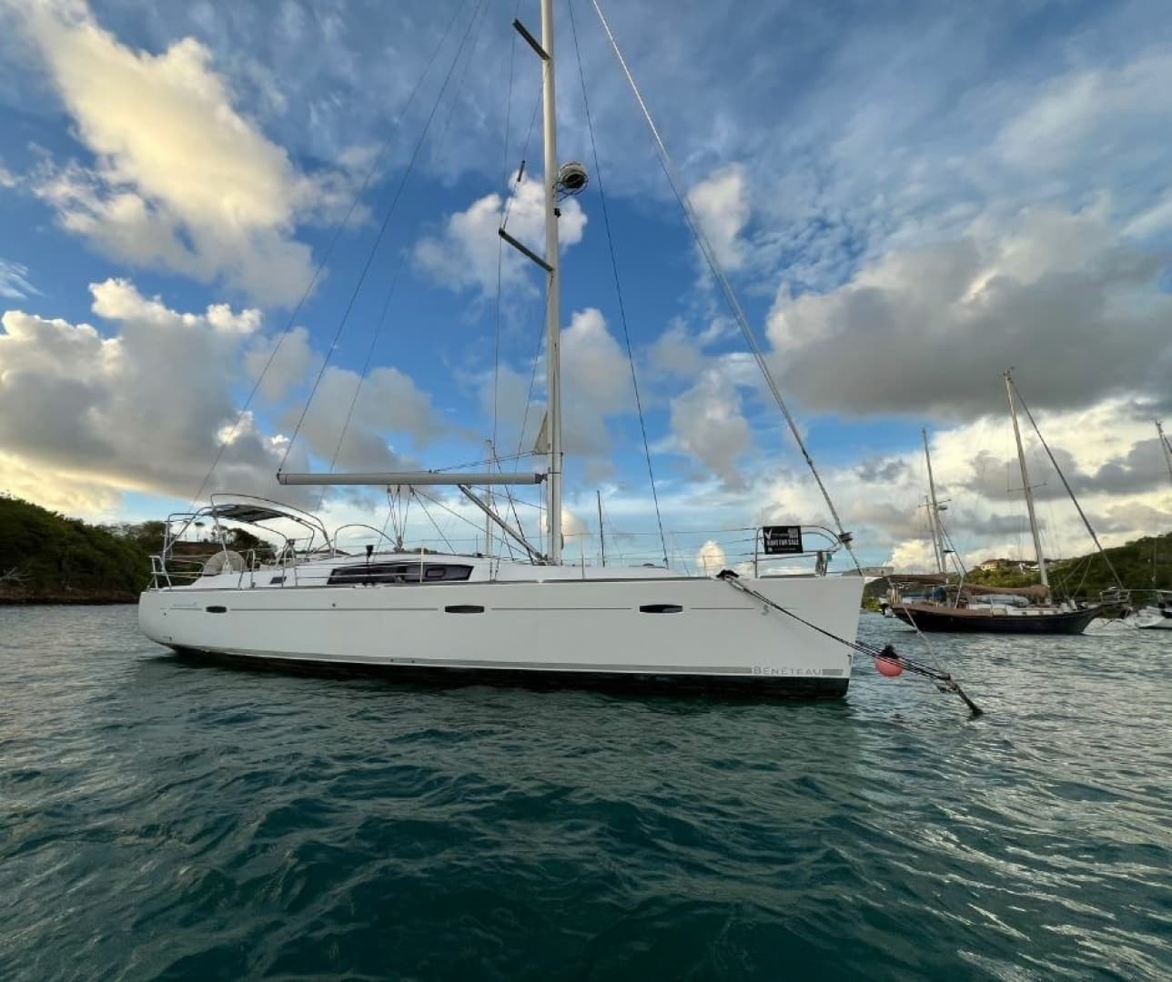 2011 Beneteau Oceanis 40 - Image 2