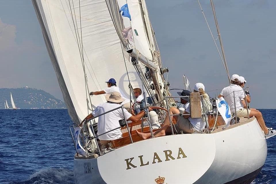 Sailing yacht "Klara" on the ocean, Sciarelli 47 model, 1975.