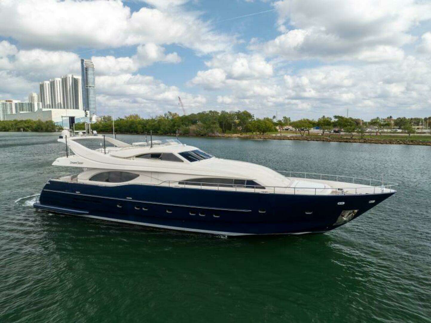 2001 Ferretti Yachts 94 Raised Pilothouse - Image 50