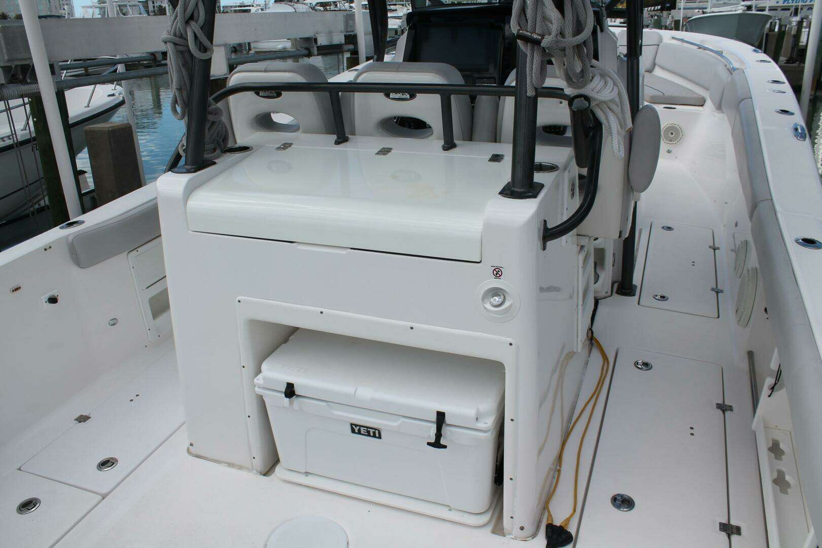 2018 Sea Fox 328 Commander - Image 13