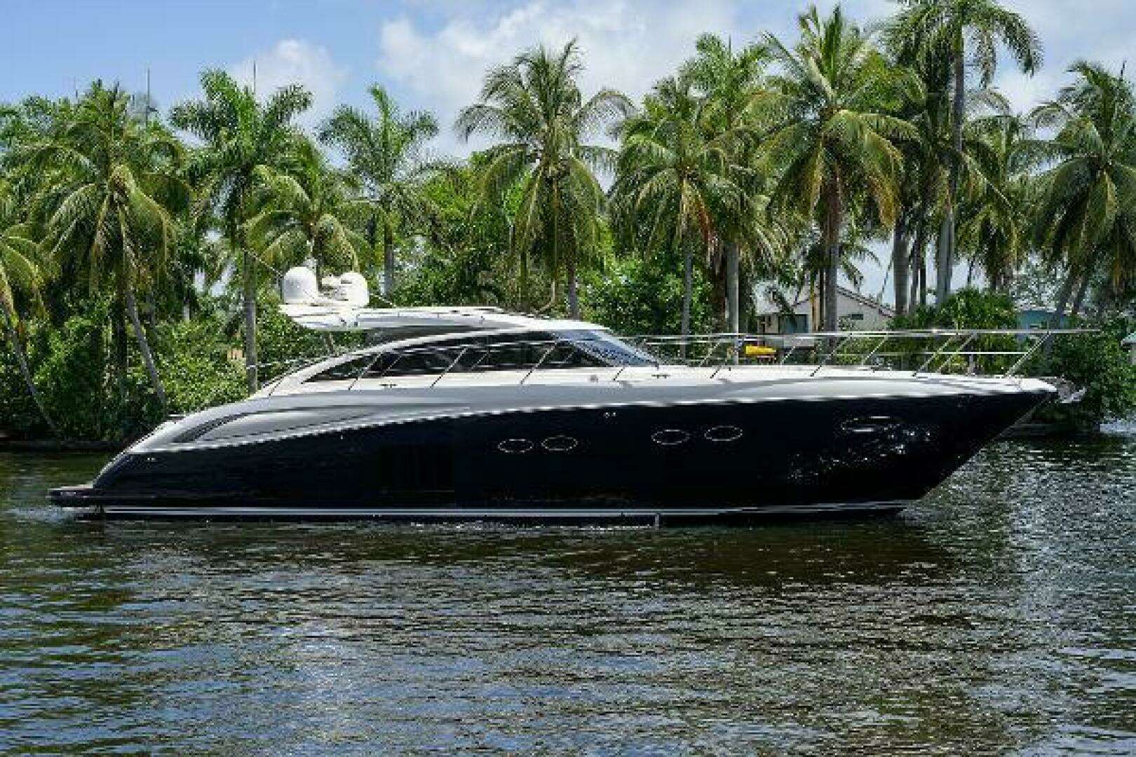 2013 Princess V62 - Image 11