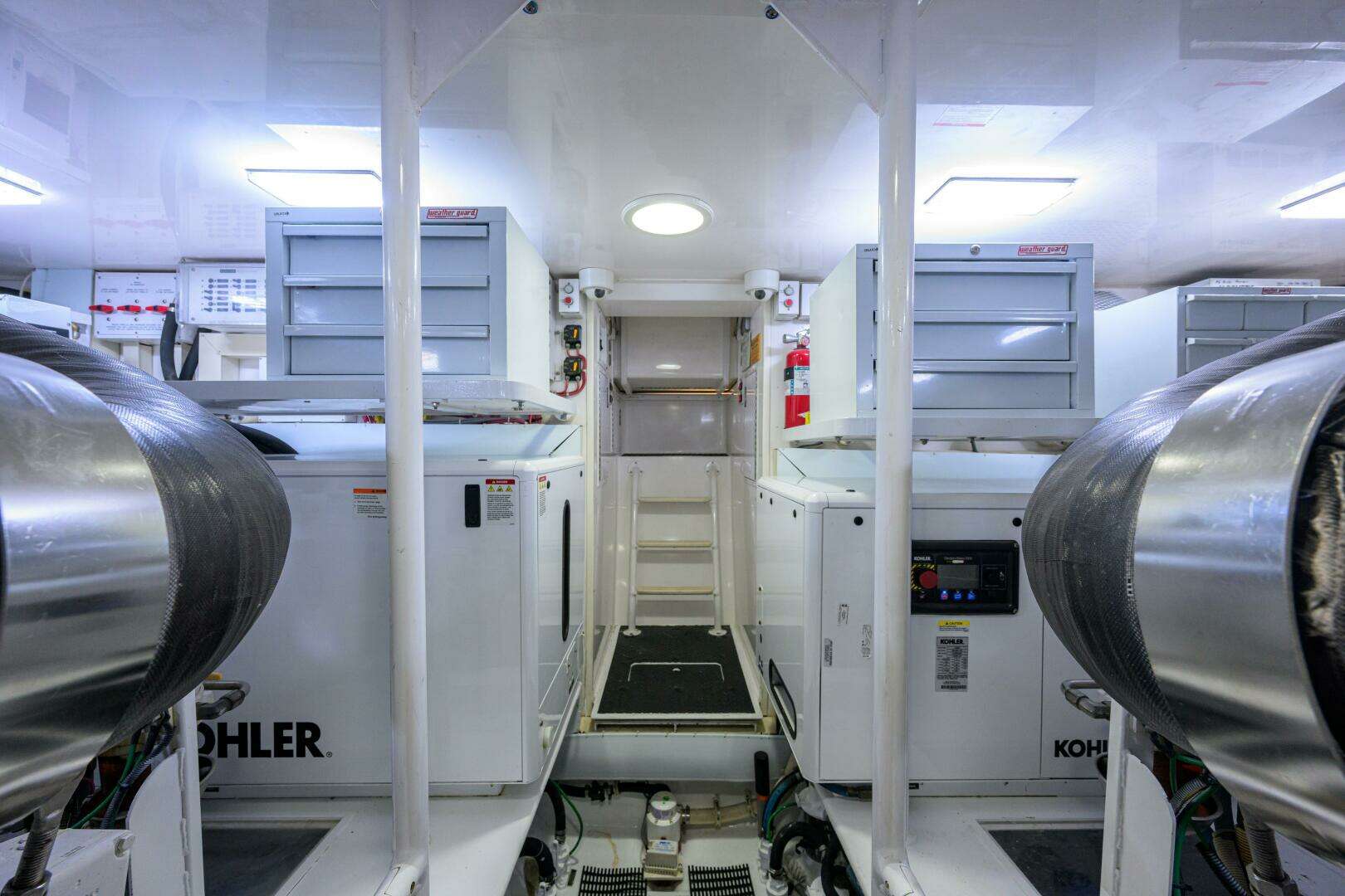2007 Viking 64 Convertible - Image 58