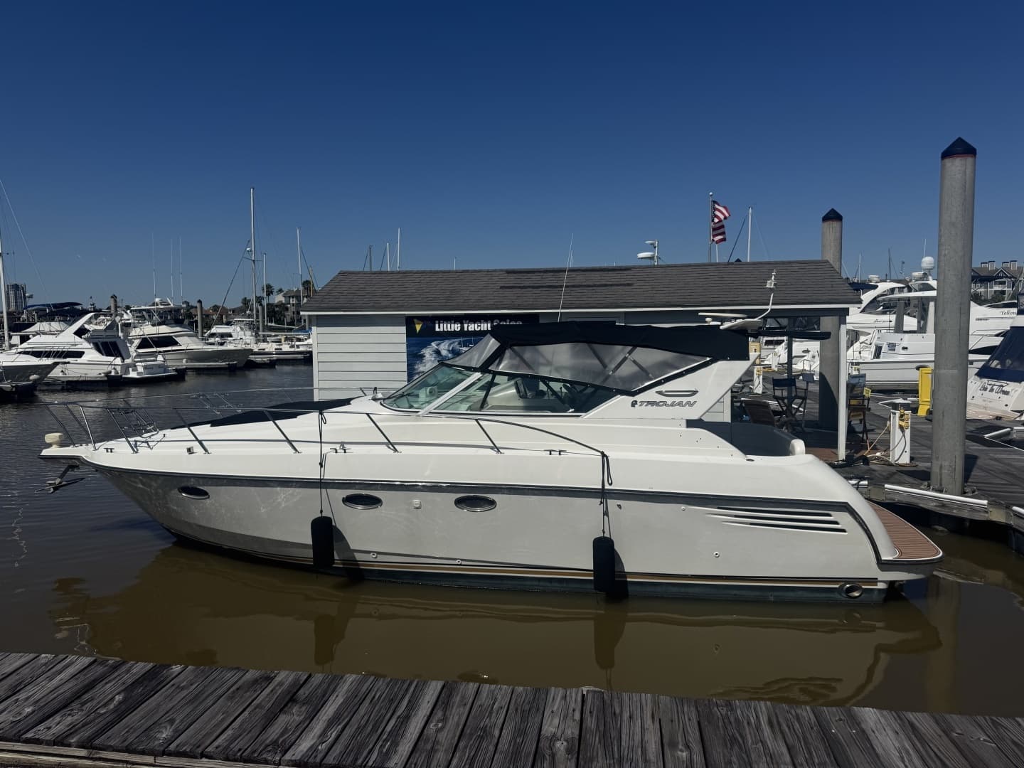 1995 Trojan 350 Express - Image 4