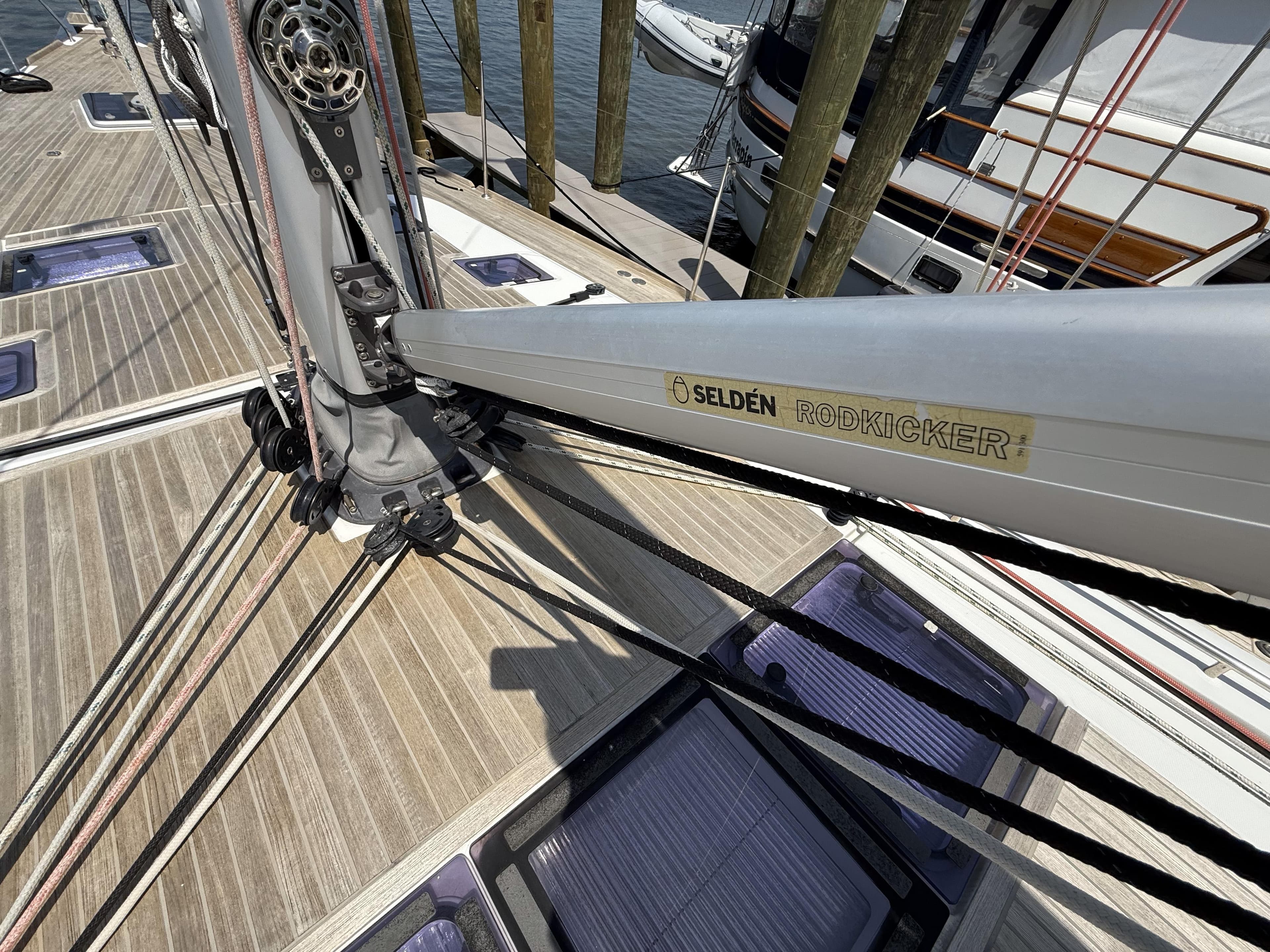 Deck of 2016 Beneteau Oceanis 60 sailboat with Selden Rodkicker boom vang.
