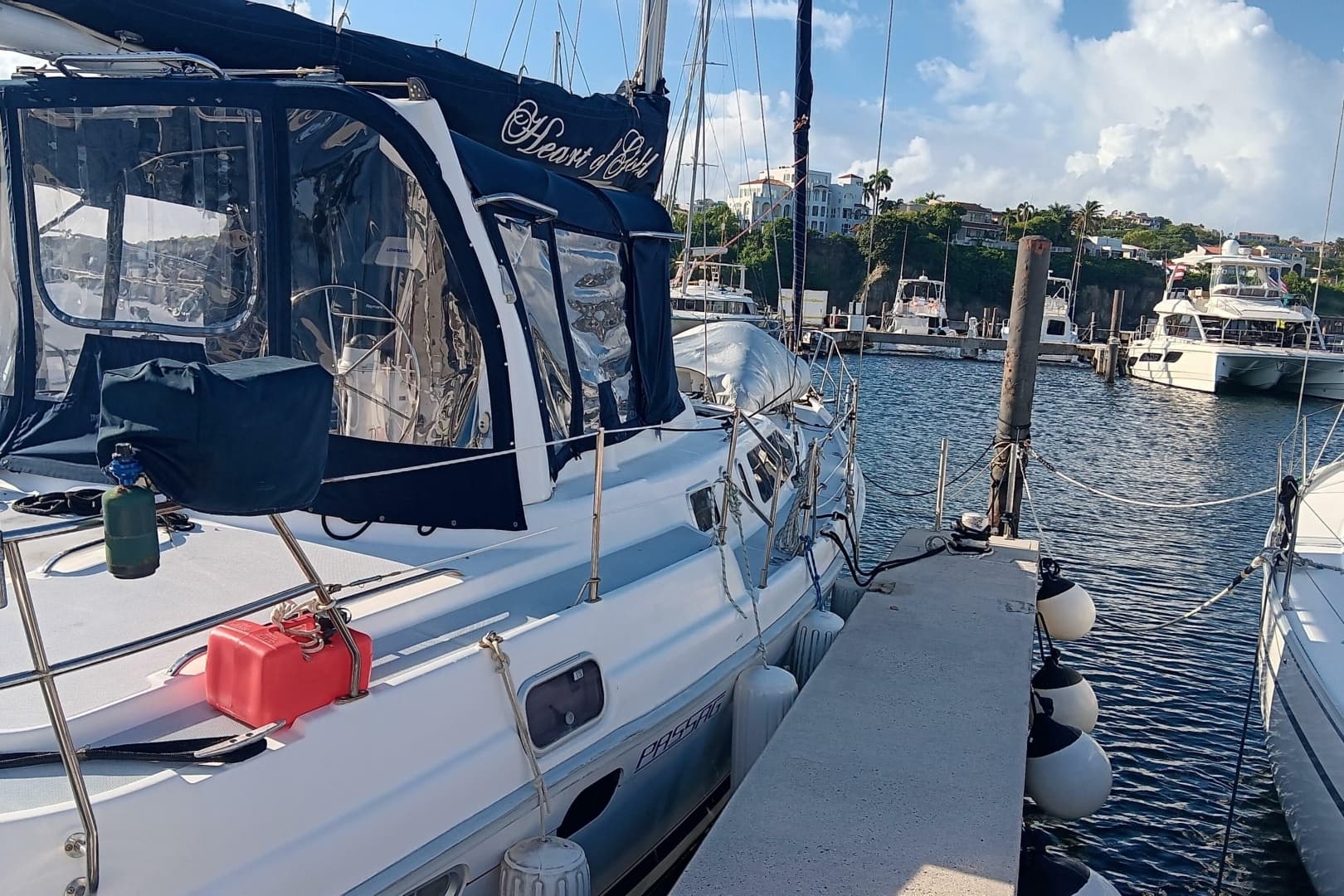 1998 Hunter Passage 450 - Image 6