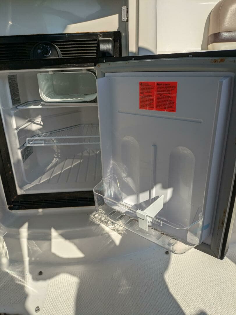 2013 Sea Ray 270 SLX - Image 12