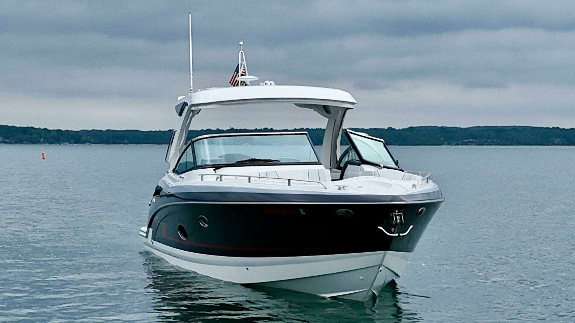 2024 Formula 350 Crossover Bowrider - Image 9
