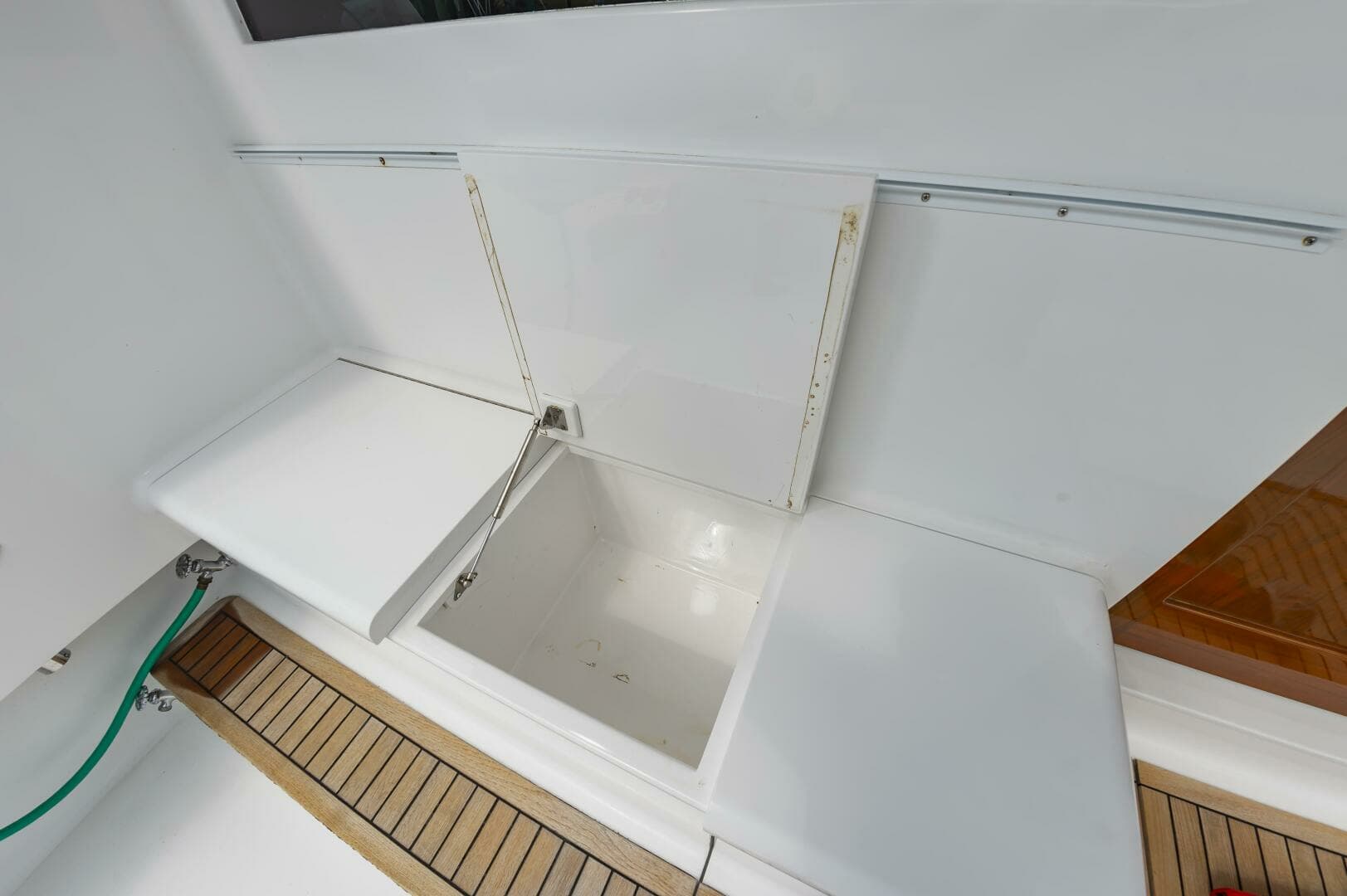 1994 Custom Carolina 43 Blackwell Convertible - Image 21
