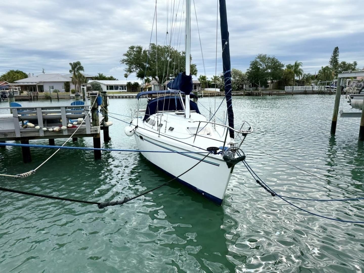 1996 Catalina 320 - Image 39