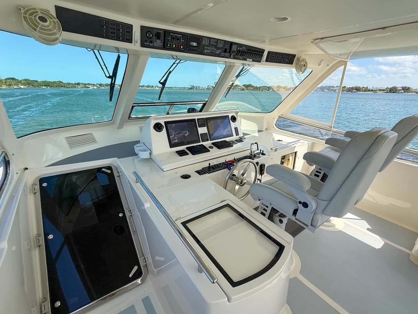 2018 Marlow 53E - Image 28