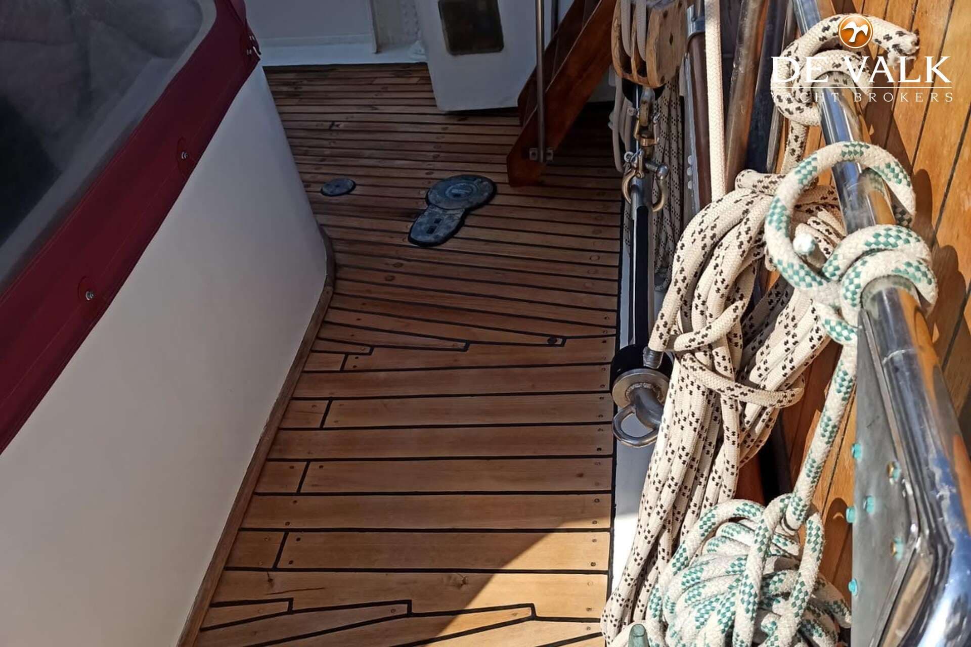 1962 Yarrow & Co. Motorsailer 34M - 15