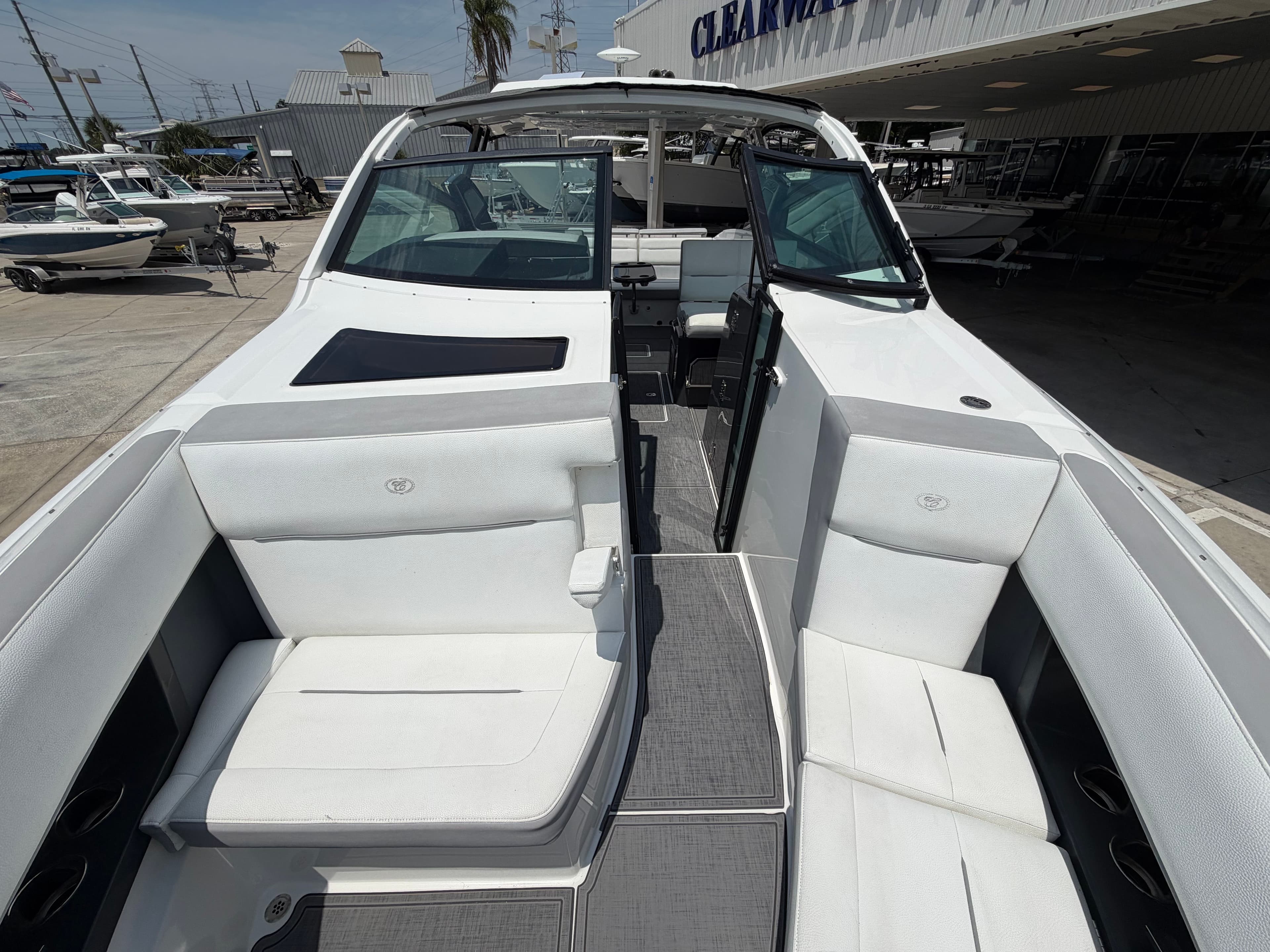 2019 COBALT A36BR - Image 24