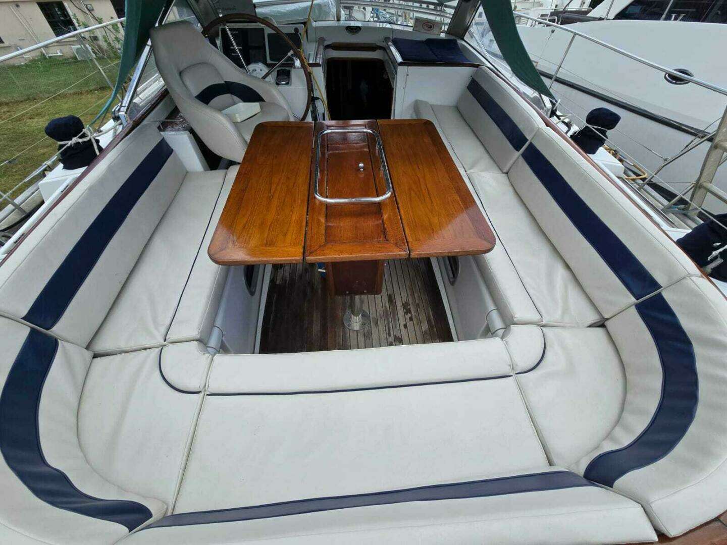 2009 Beneteau 57 - Image 8