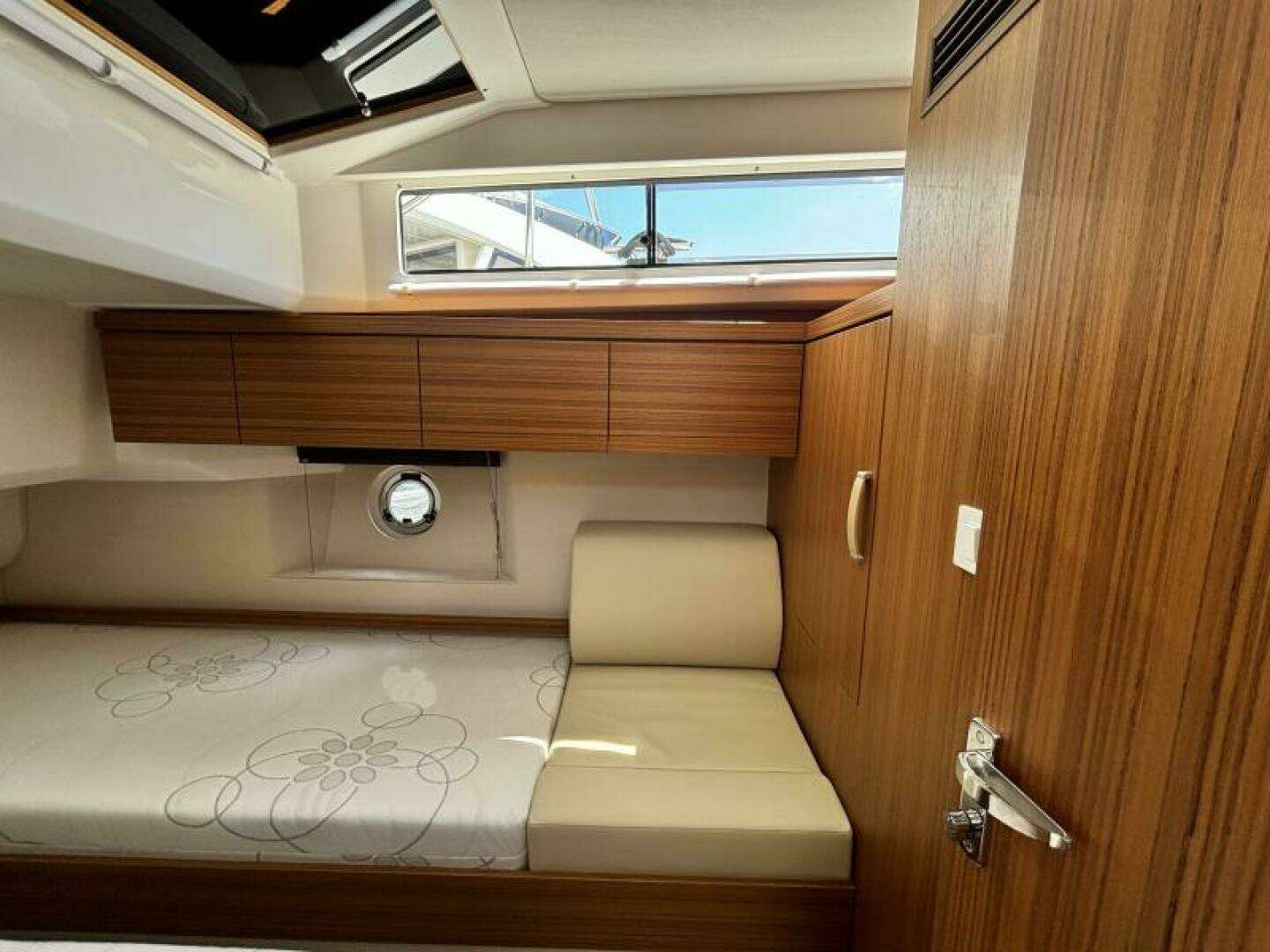 2026 Greenline 40 Hybrid - Image 47
