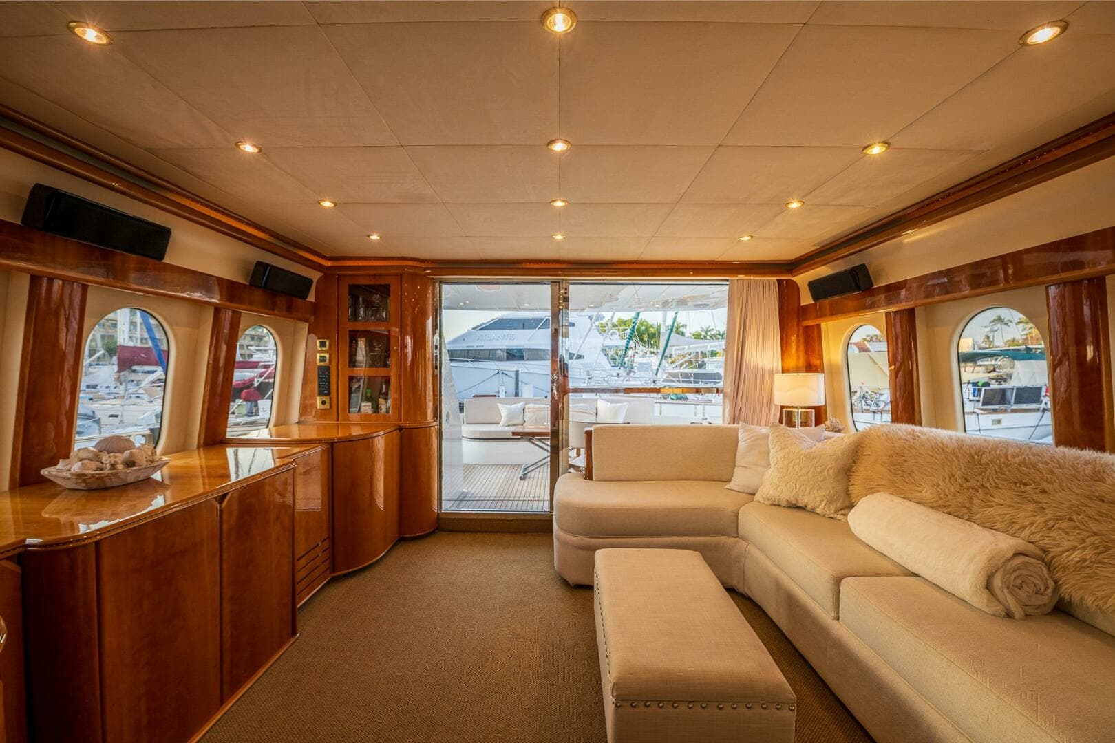 2002 Viking Princess 72 Princess Yacht - Image 28